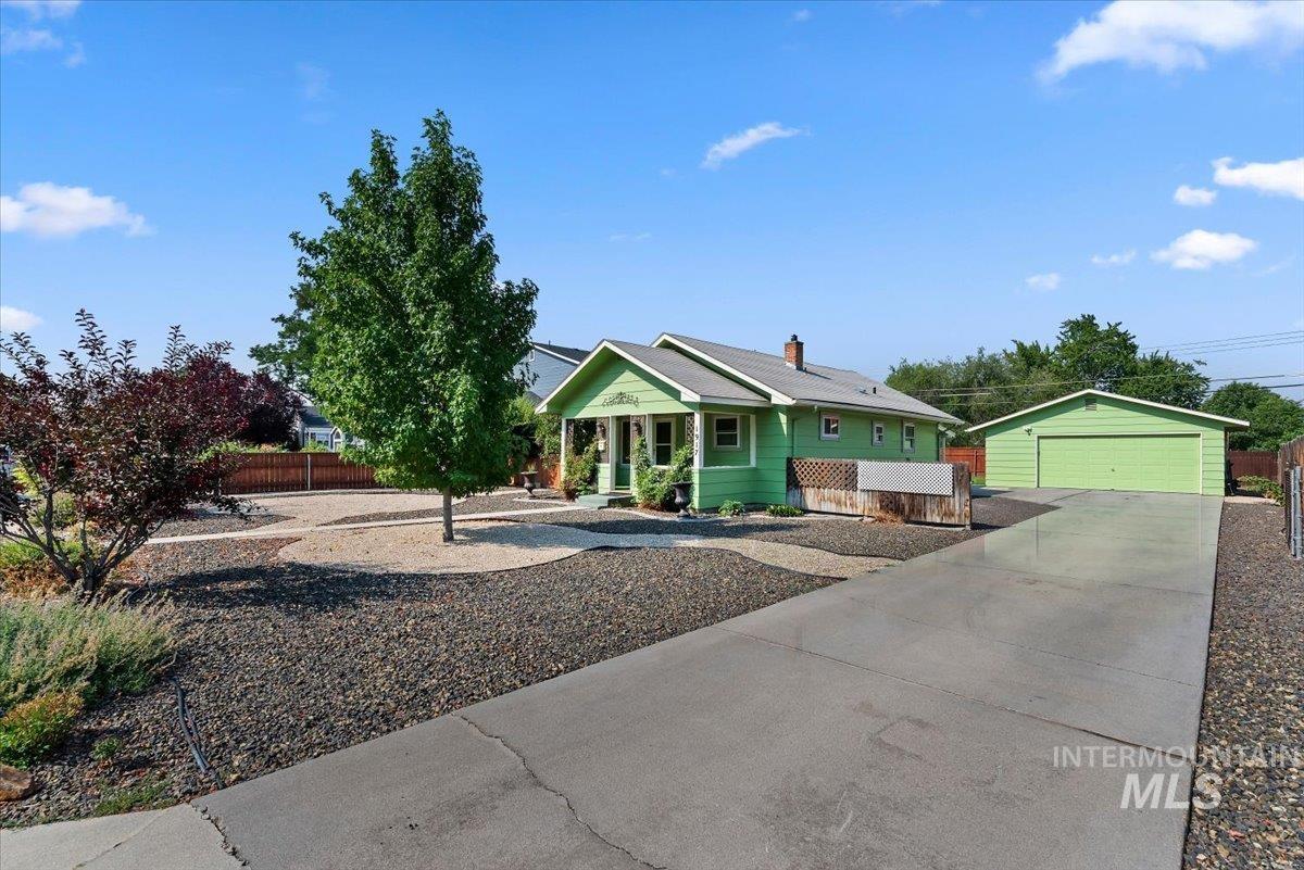 1917 S Atlantic St, Boise, Idaho 83705, 3 Bedrooms, 1 Bathroom, Residential For Sale, Price $459,000, 98996992