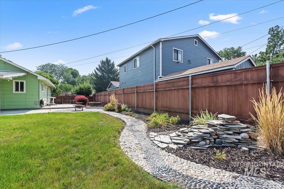 1917 S Atlantic St, Boise, Idaho 83705, 3 Bedrooms, 1 Bathroom, Residential For Sale, Price $459,000, 98996992