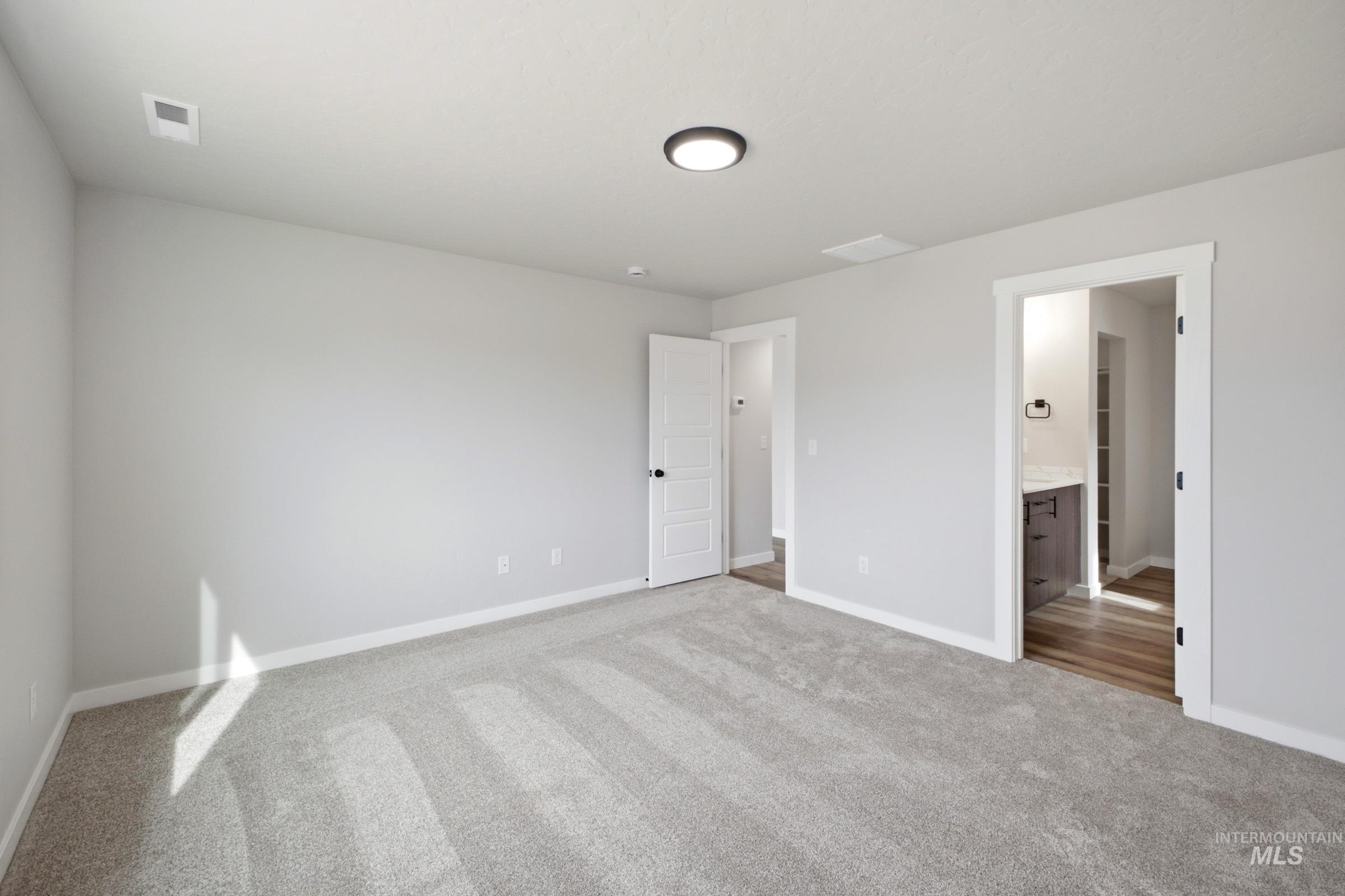 2399 W Red Jasper Dr, Kuna, Idaho 83634, 3 Bedrooms, 2 Bathrooms, Residential For Sale, Price $436,990,MLS 98996994