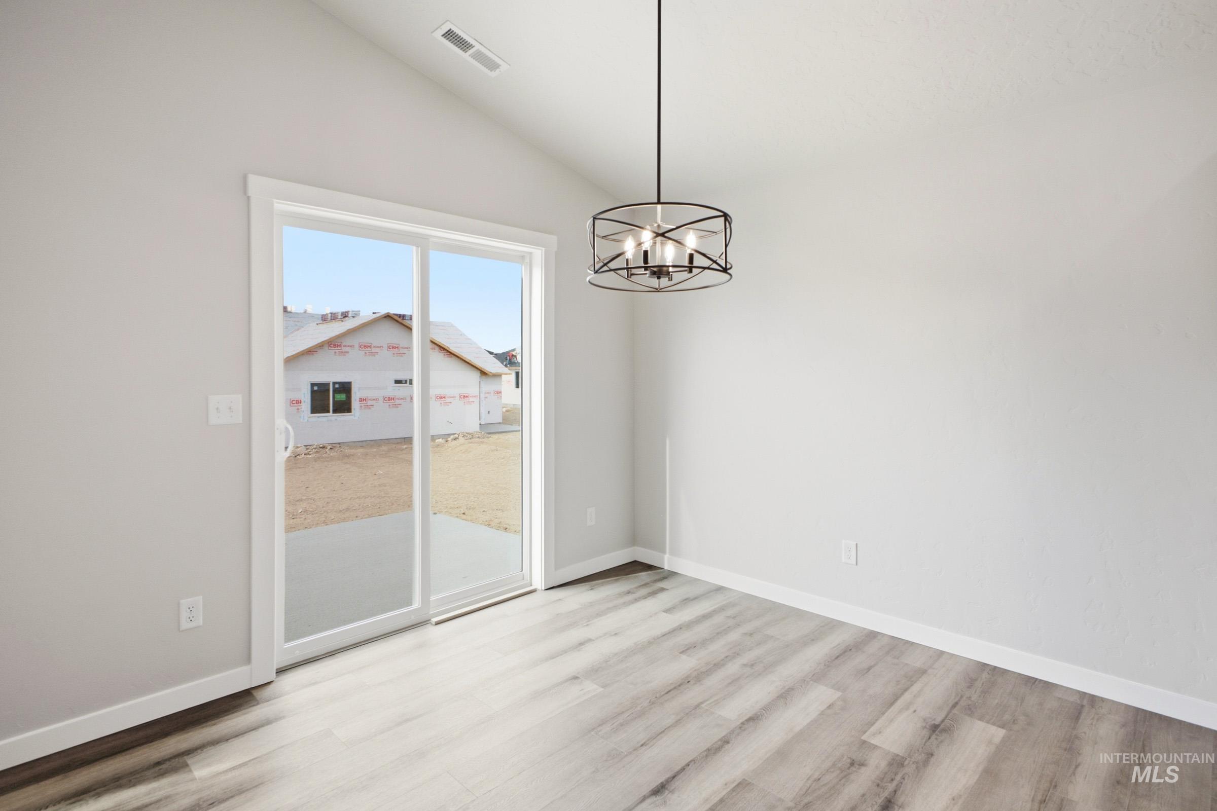 2399 W Red Jasper Dr, Kuna, Idaho 83634, 3 Bedrooms, 2 Bathrooms, Residential For Sale, Price $436,990,MLS 98996994
