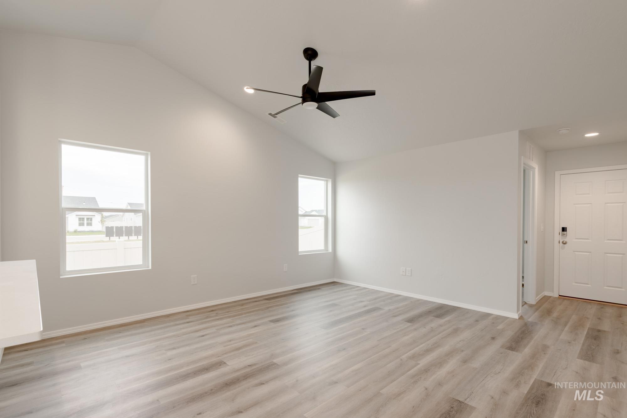 2514 W Tar Sands Dr, Kuna, Idaho 83634, 3 Bedrooms, 2 Bathrooms, Residential For Sale, Price $399,990,MLS 98996996