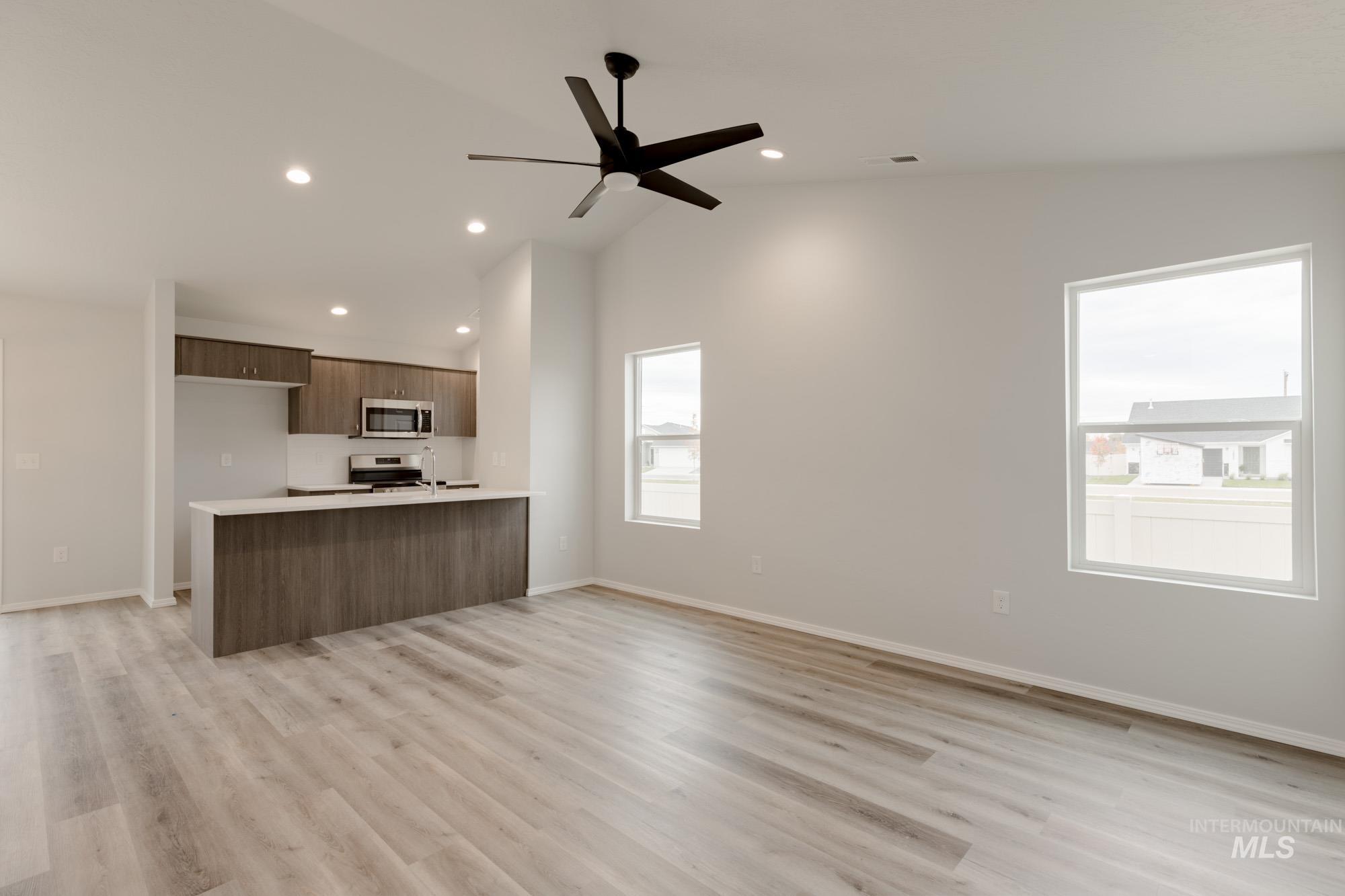 2514 W Tar Sands Dr, Kuna, Idaho 83634, 3 Bedrooms, 2 Bathrooms, Residential For Sale, Price $399,990,MLS 98996996
