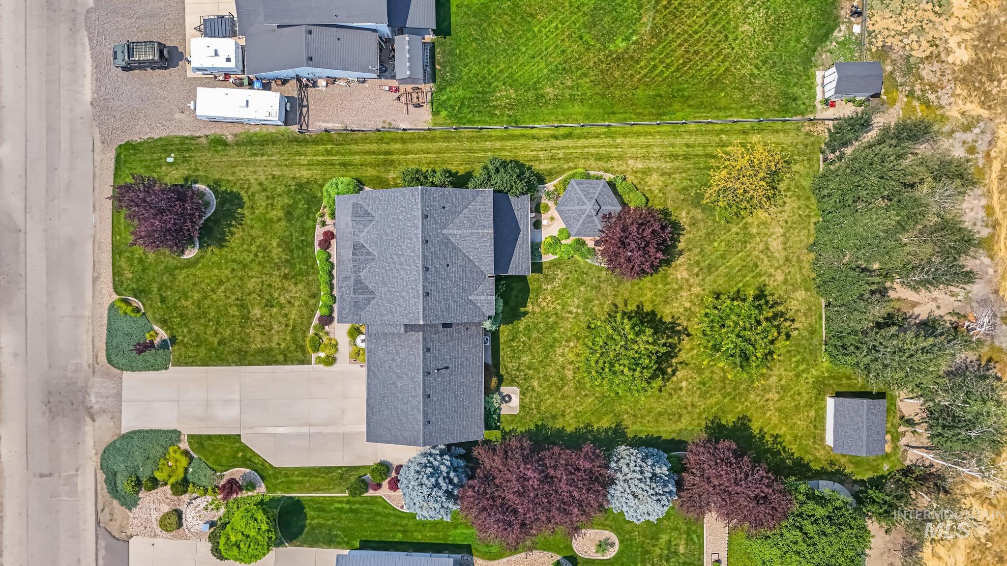 2085 Shelley Drive, Payette, Idaho 83661, 4 Bedrooms, 3 Bathrooms, Residential For Sale, Price $697,000,MLS 98996998