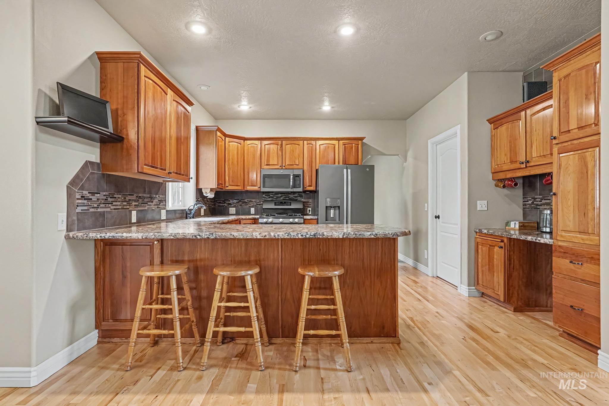 2085 Shelley Drive, Payette, Idaho 83661, 4 Bedrooms, 3 Bathrooms, Residential For Sale, Price $697,000,MLS 98996998