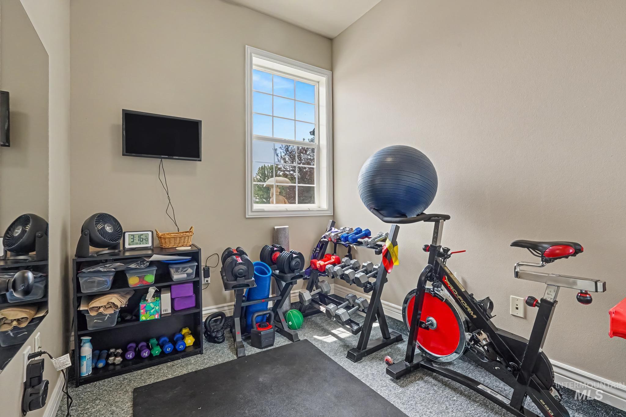 2085 Shelley Drive, Payette, Idaho 83661, 4 Bedrooms, 3 Bathrooms, Residential For Sale, Price $697,000,MLS 98996998