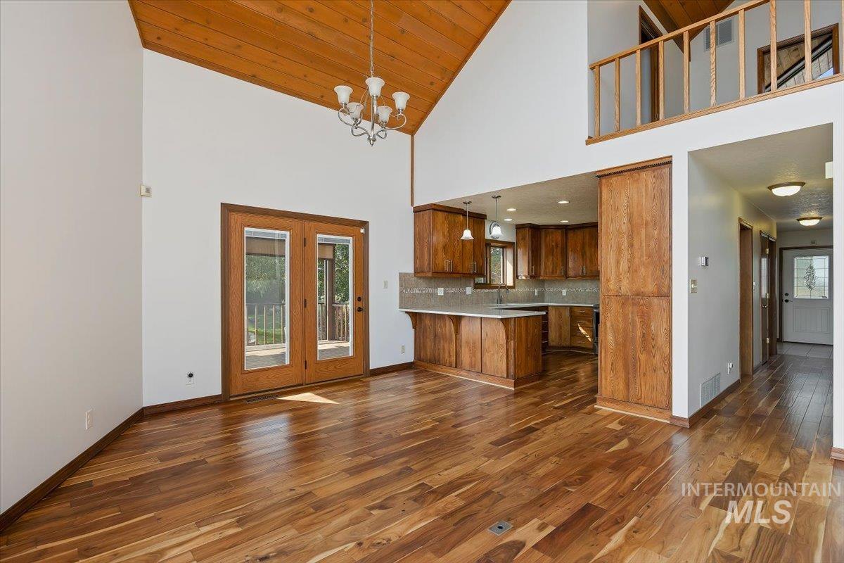 4048 N 3536 E, Kimberly, Idaho 83301, 3 Bedrooms, 3 Bathrooms, Residential For Sale, Price $750,000,MLS 98997001