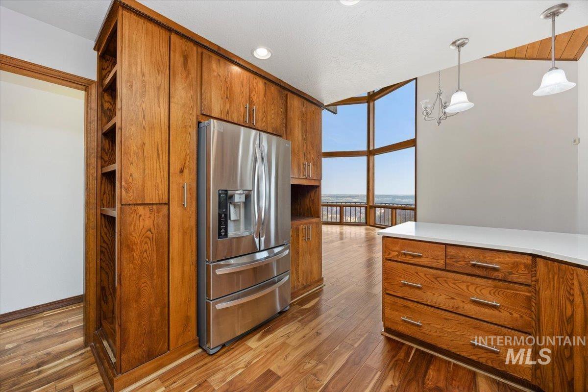 4048 N 3536 E, Kimberly, Idaho 83301, 3 Bedrooms, 3 Bathrooms, Residential For Sale, Price $750,000,MLS 98997001