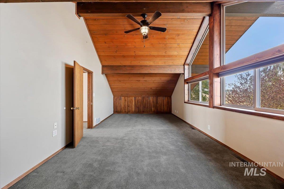 4048 N 3536 E, Kimberly, Idaho 83301, 3 Bedrooms, 3 Bathrooms, Residential For Sale, Price $750,000,MLS 98997001