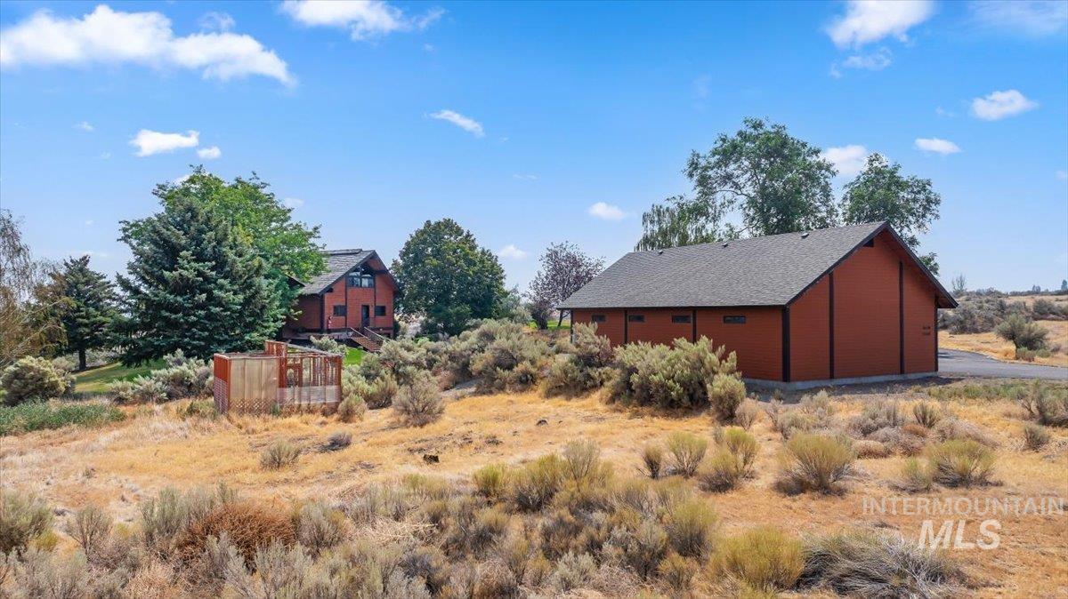 4048 N 3536 E, Kimberly, Idaho 83301, 3 Bedrooms, 3 Bathrooms, Residential For Sale, Price $750,000,MLS 98997001