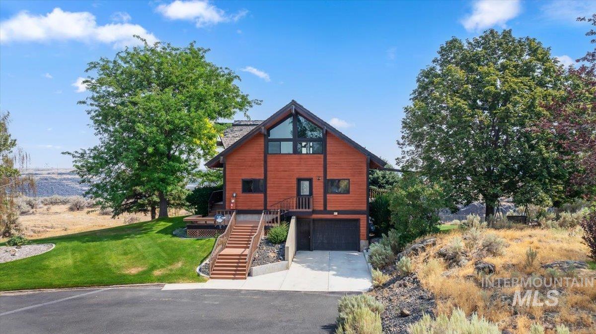 4048 N 3536 E, Kimberly, Idaho 83301, 3 Bedrooms, 3 Bathrooms, Residential For Sale, Price $750,000,MLS 98997001