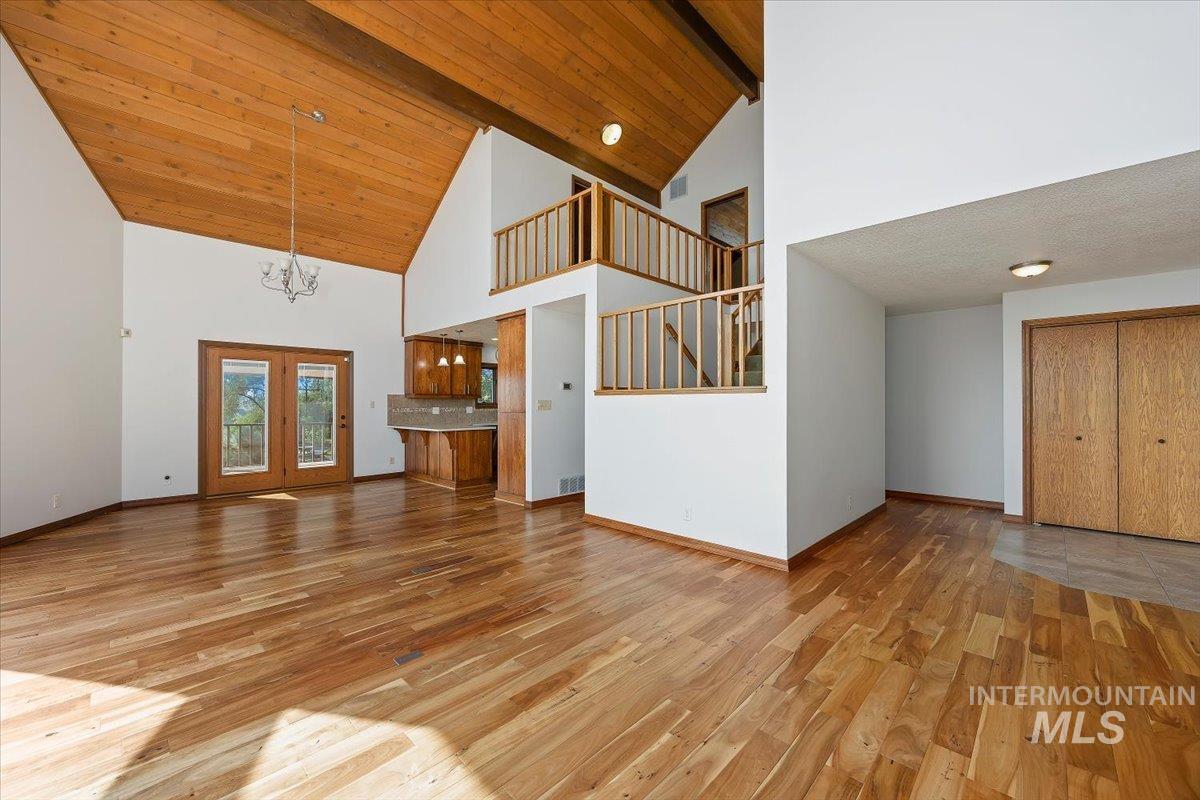 4048 N 3536 E, Kimberly, Idaho 83301, 3 Bedrooms, 3 Bathrooms, Residential For Sale, Price $750,000,MLS 98997001
