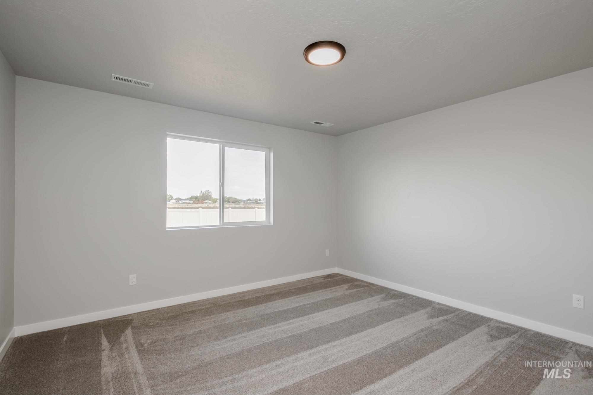 107 N Tideberry Ave, Kuna, Idaho 83634, 3 Bedrooms, 2 Bathrooms, Residential For Sale, Price $415,990,MLS 98997003