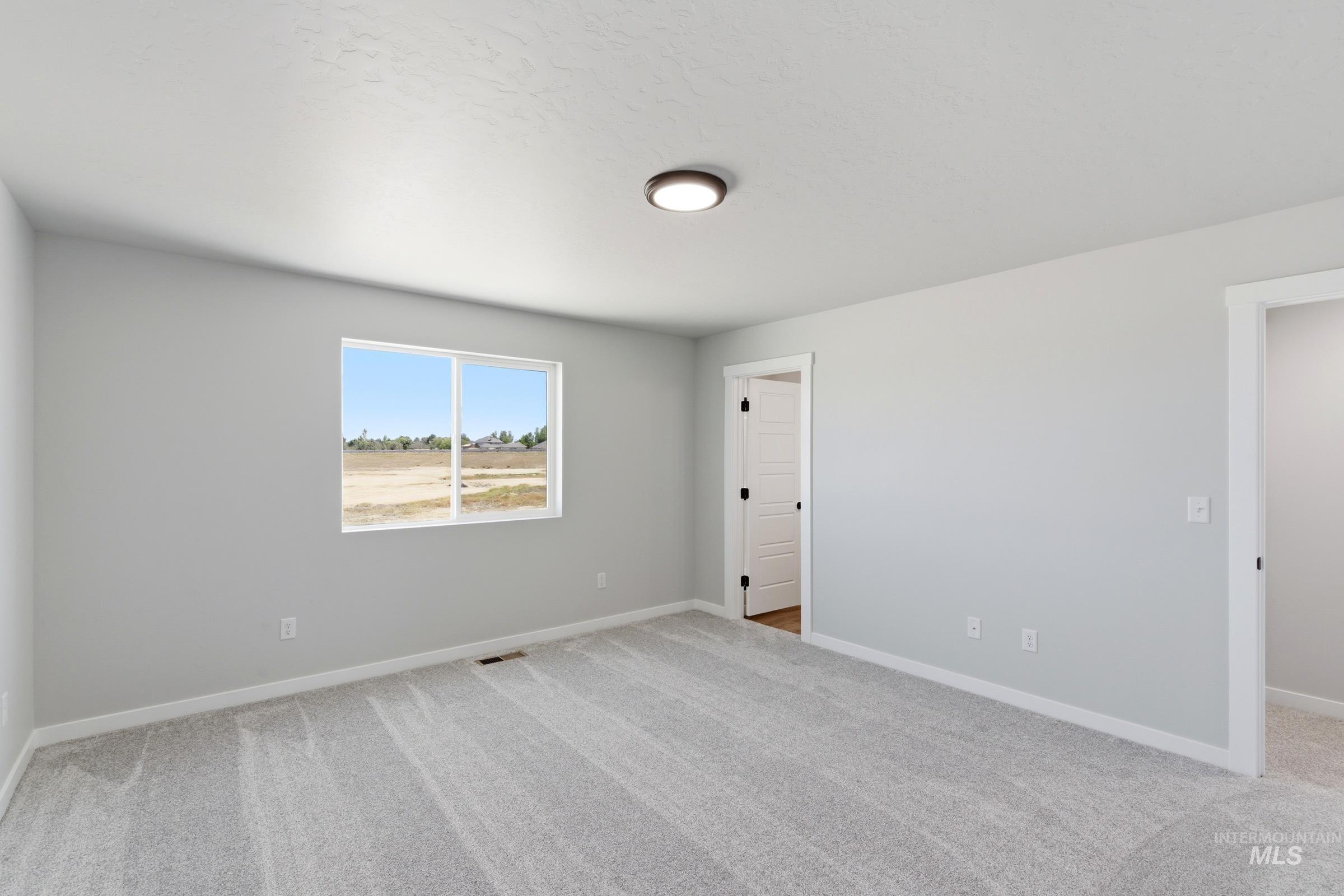 2081 S Summerson Way, Meridian, Idaho 83642, 4 Bedrooms, 2.5 Bathrooms, Residential For Sale, Price $549,990,MLS 98997007