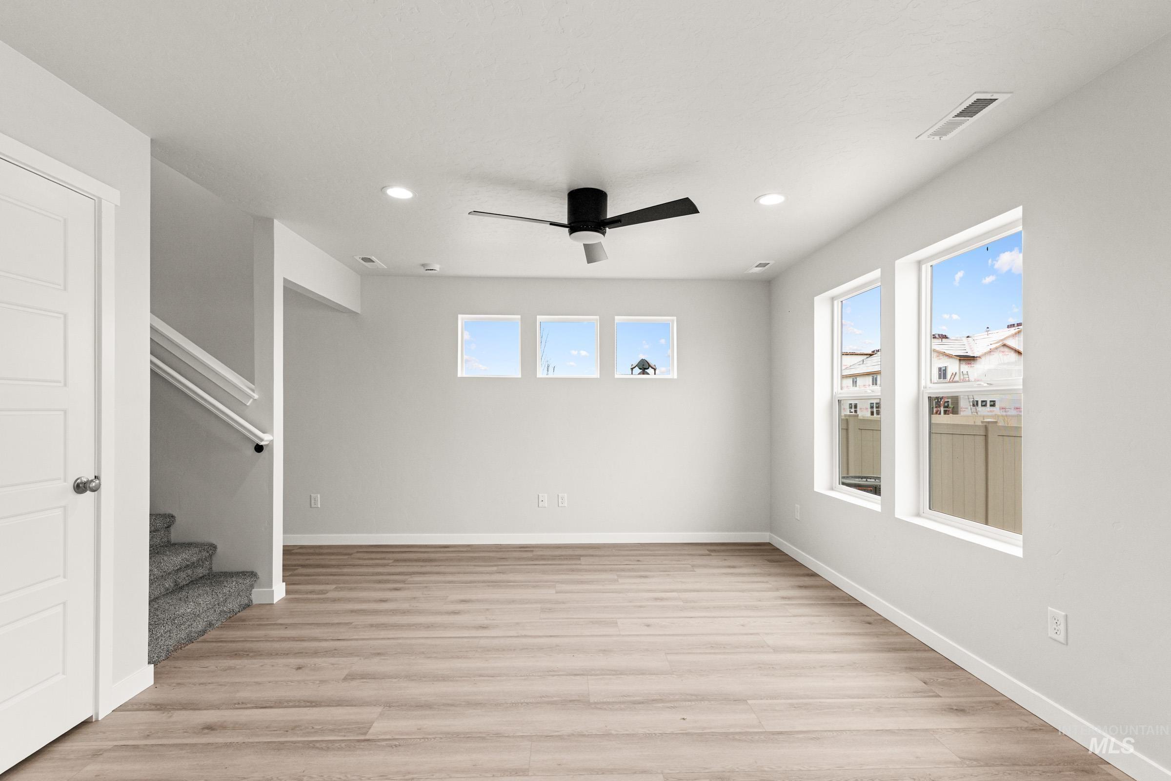 16210 Andes Ave, Caldwell, Idaho 83607, 3 Bedrooms, 2.5 Bathrooms, Residential For Sale, Price $364,990,MLS 98997011
