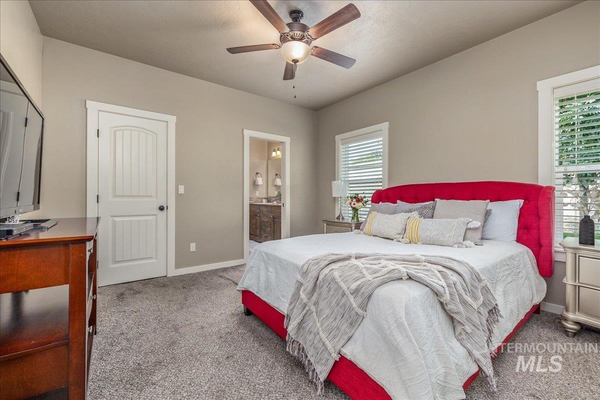 5002 S Lava Springs Loop, Nampa, Idaho 83686, 3 Bedrooms, 2 Bathrooms, Residential For Sale, Price $424,000,MLS 98997013