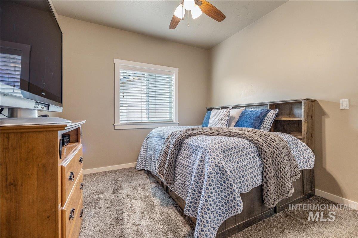 5002 S Lava Springs Loop, Nampa, Idaho 83686, 3 Bedrooms, 2 Bathrooms, Residential For Sale, Price $424,000,MLS 98997013