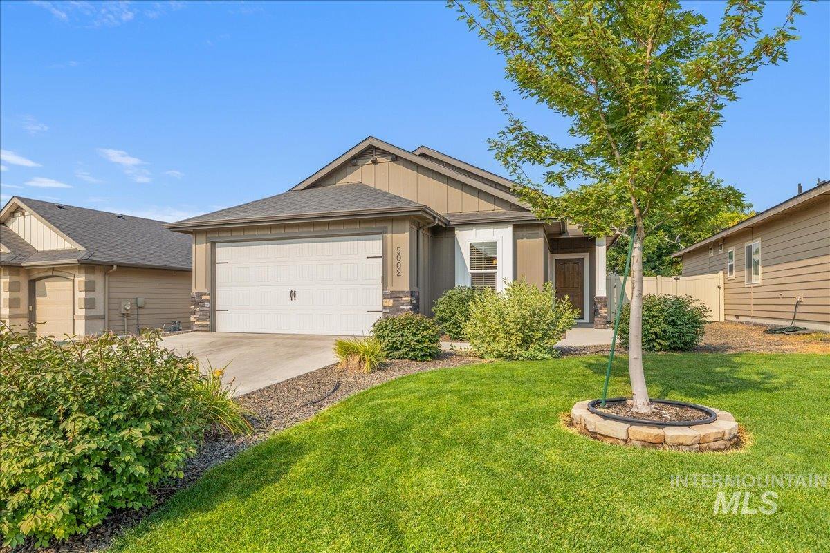 5002 S Lava Springs Loop, Nampa, Idaho 83686, 3 Bedrooms, 2 Bathrooms, Residential For Sale, Price $424,000,MLS 98997013