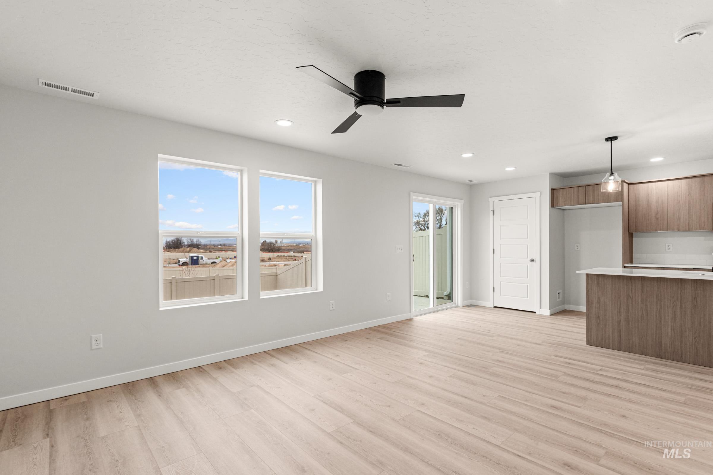 16202 Andes Ave, Caldwell, Idaho 83607, 3 Bedrooms, 2.5 Bathrooms, Residential For Sale, Price $363,990,MLS 98997014