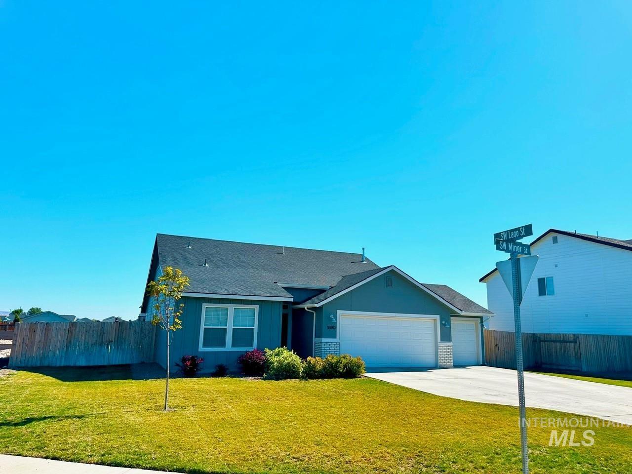 1690 SW Miner St, Mountain Home, Idaho 83647, 4 Bedrooms, 2 Bathrooms, Residential For Sale, Price $435,000,MLS 98997015