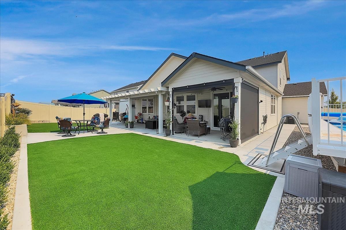 14384 Fractus Dr, Caldwell, Idaho 83607, 5 Bedrooms, 3.5 Bathrooms, Residential For Sale, Price $665,000,MLS 98997018
