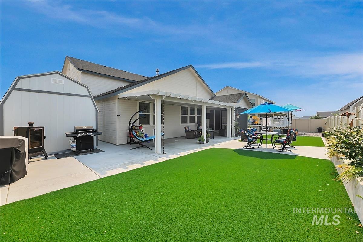 14384 Fractus Dr, Caldwell, Idaho 83607, 5 Bedrooms, 3.5 Bathrooms, Residential For Sale, Price $665,000,MLS 98997018