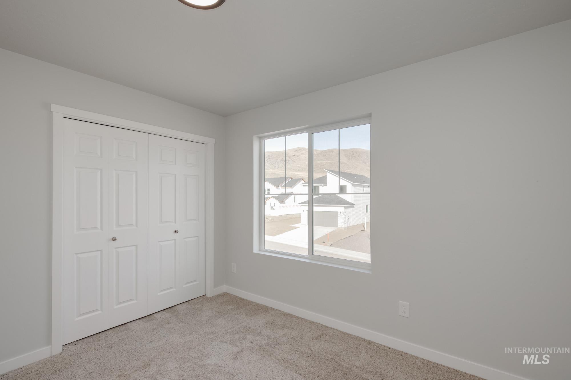 2383 W Fallon Lp, Nampa, Idaho 83651, 4 Bedrooms, 2.5 Bathrooms, Residential For Sale, Price $454,990,MLS 98997019