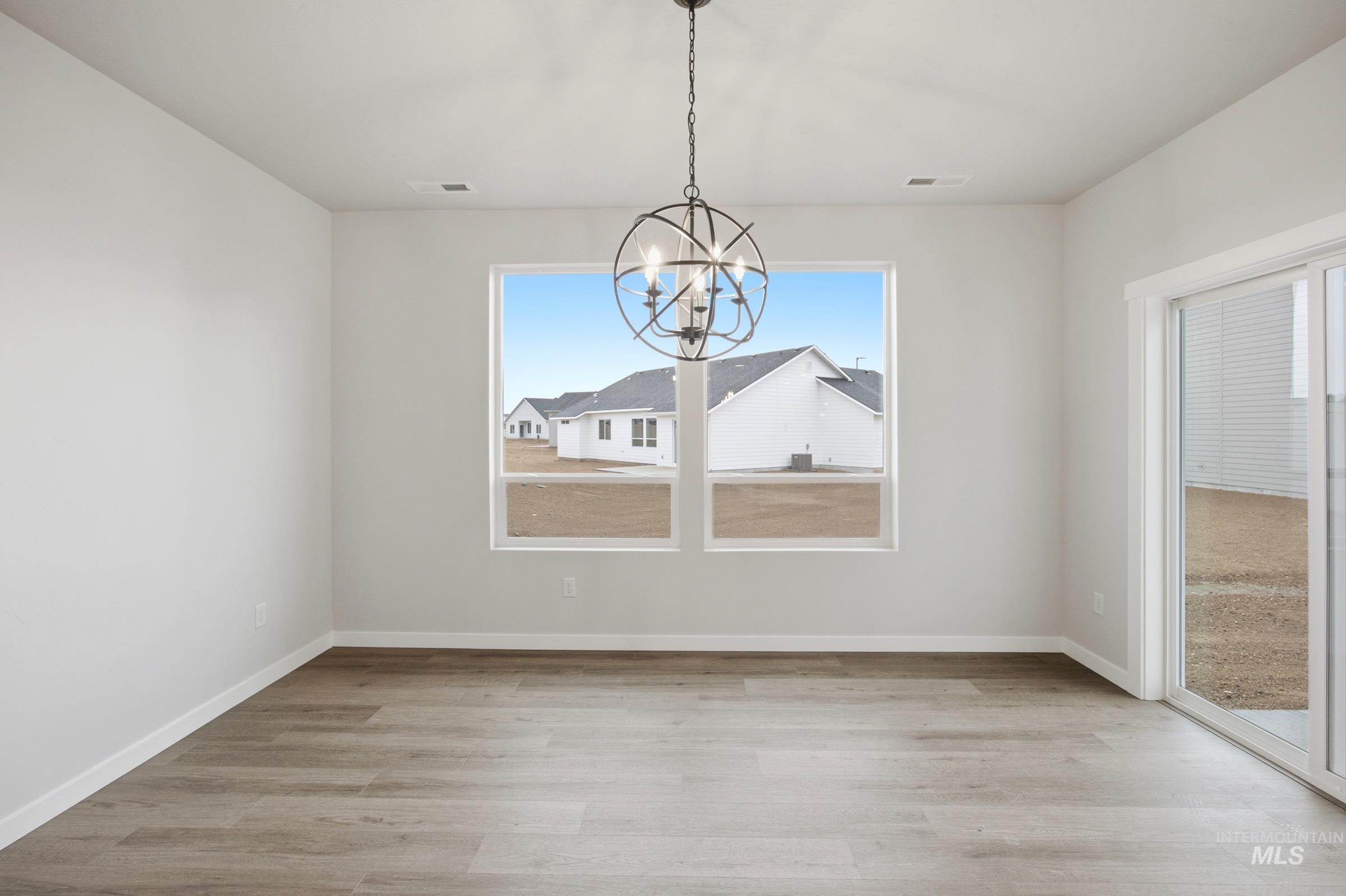 5212 S Big Jacks Creek Ave, Nampa, Idaho 83686, 4 Bedrooms, 2.5 Bathrooms, Residential For Sale, Price $557,990,MLS 98997020