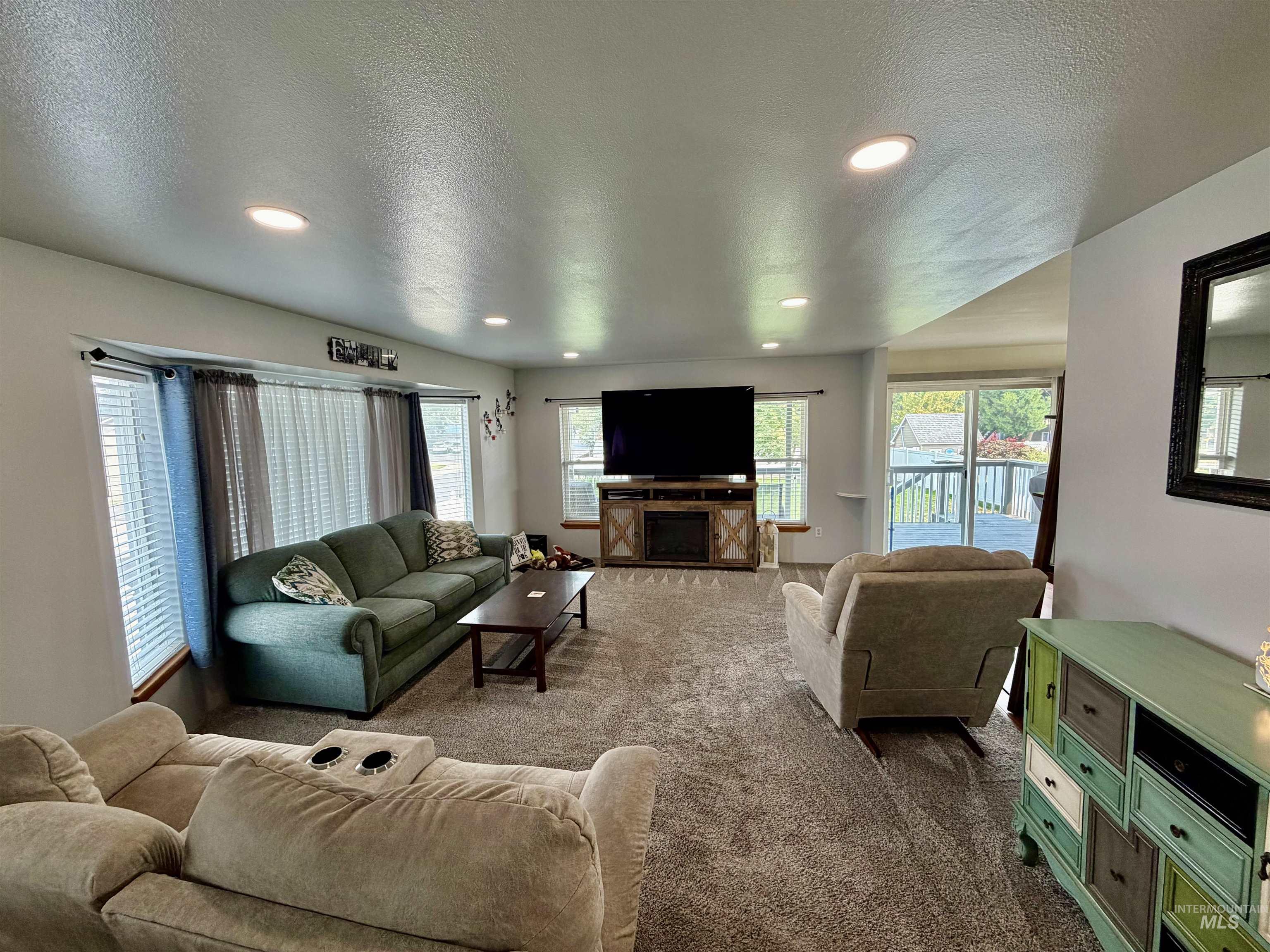 1936 Birch Ave, Lewiston, Idaho 83501, 4 Bedrooms, 5 Bathrooms, Residential For Sale, Price $494,900,MLS 98997021