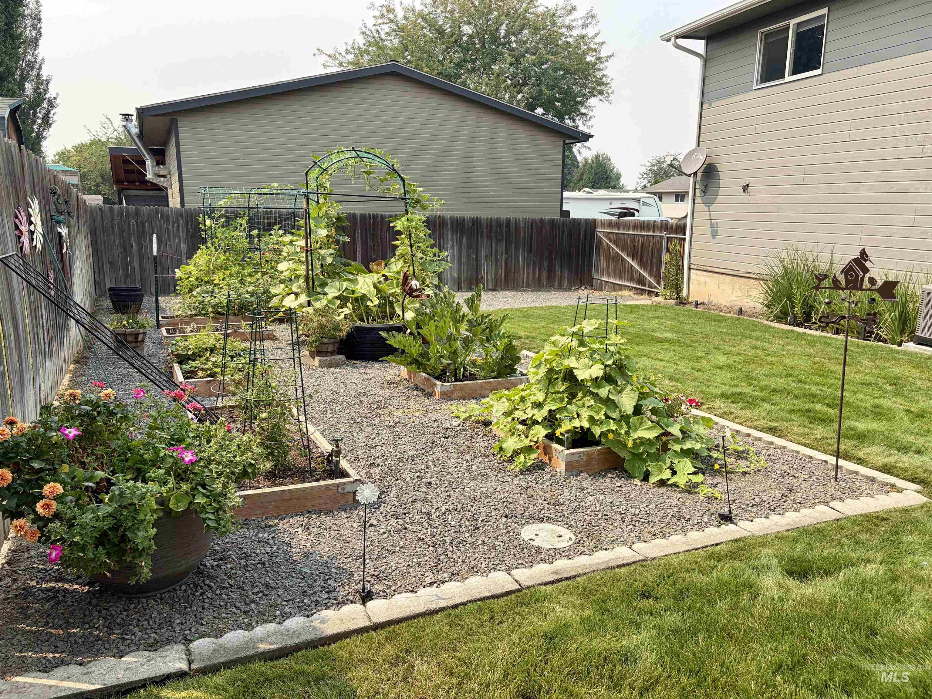 1936 Birch Ave, Lewiston, Idaho 83501, 4 Bedrooms, 5 Bathrooms, Residential For Sale, Price $494,900,MLS 98997021