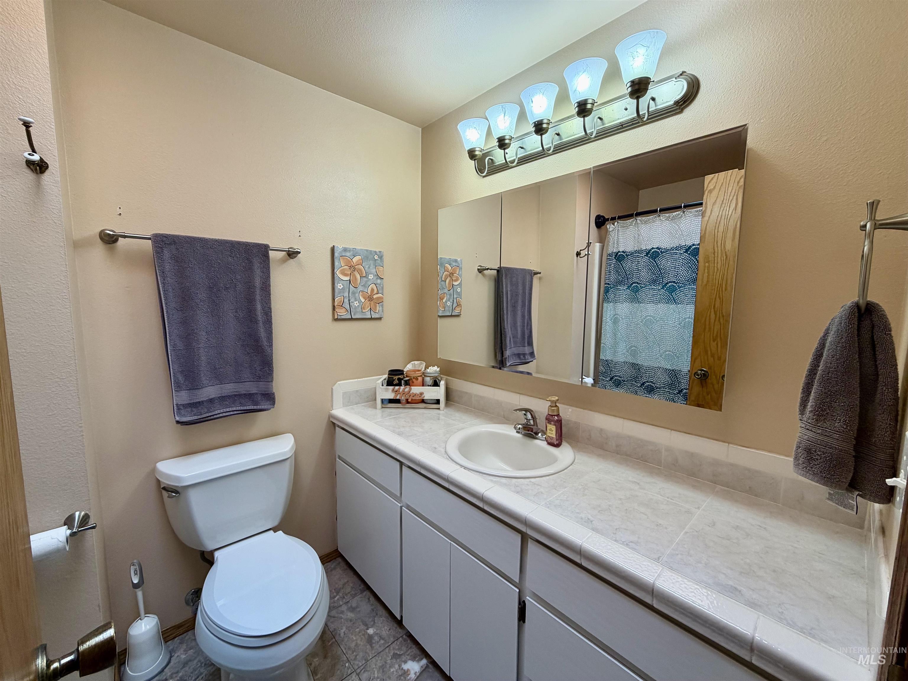 1936 Birch Ave, Lewiston, Idaho 83501, 4 Bedrooms, 5 Bathrooms, Residential For Sale, Price $494,900,MLS 98997021