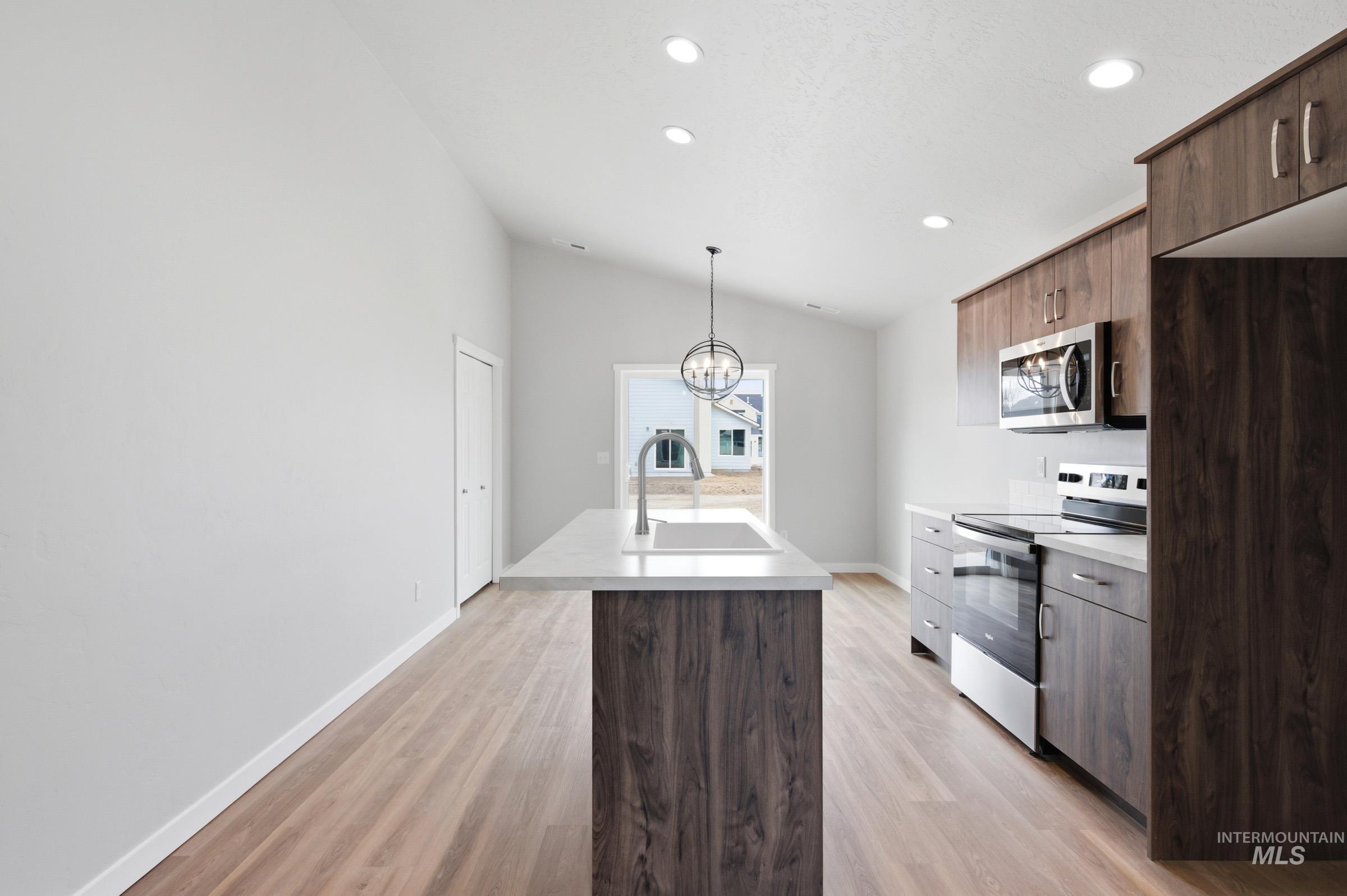4414 S Amsterdam Ave, Nampa, Idaho 83686, 3 Bedrooms, 2 Bathrooms, Residential For Sale, Price $409,990,MLS 98997022