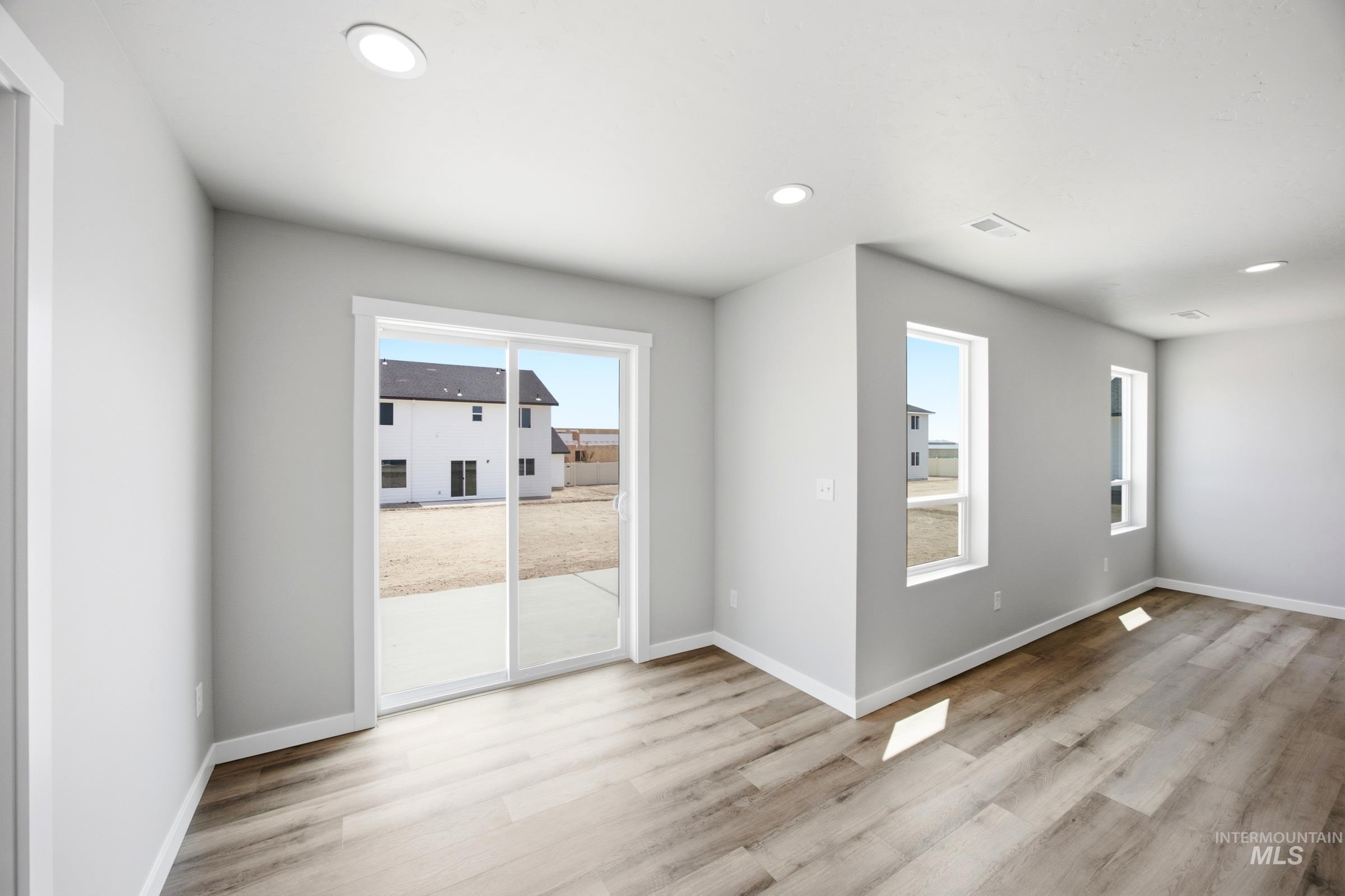 15352 Patriot Ave, Nampa, Idaho 83651, 5 Bedrooms, 3 Bathrooms, Residential For Sale, Price $494,990,MLS 98997023