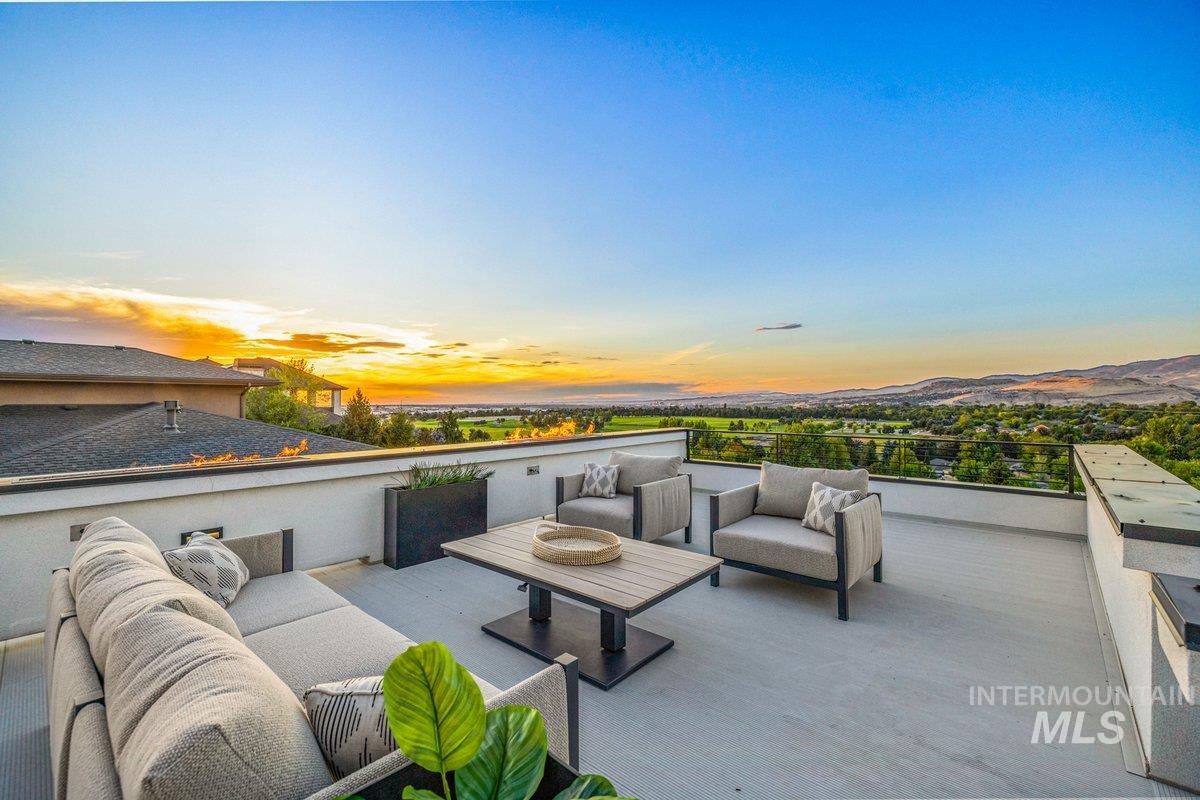 3492 E Heartleaf Dr, Boise, Idaho 83716, 4 Bedrooms, 4 Bathrooms, Residential For Sale, Price $2,499,999,MLS 98997025