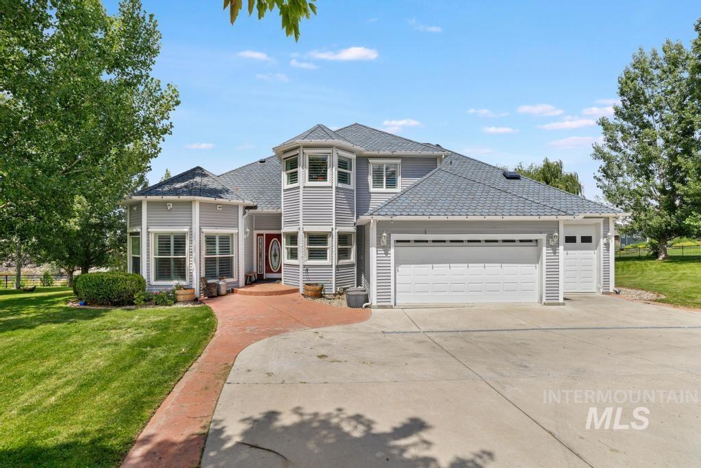 2628 Creekview Ct E., Twin Falls, Idaho 83301, 5 Bedrooms, 4 Bathrooms, Residential For Sale, Price $1,400,000,MLS 98997026