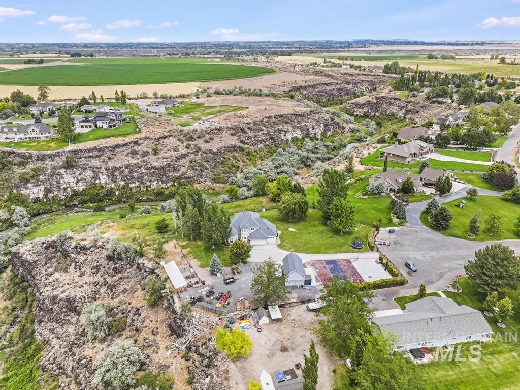 2628 Creekview Ct E., Twin Falls, Idaho 83301, 5 Bedrooms, 4 Bathrooms, Residential For Sale, Price $1,400,000,MLS 98997026