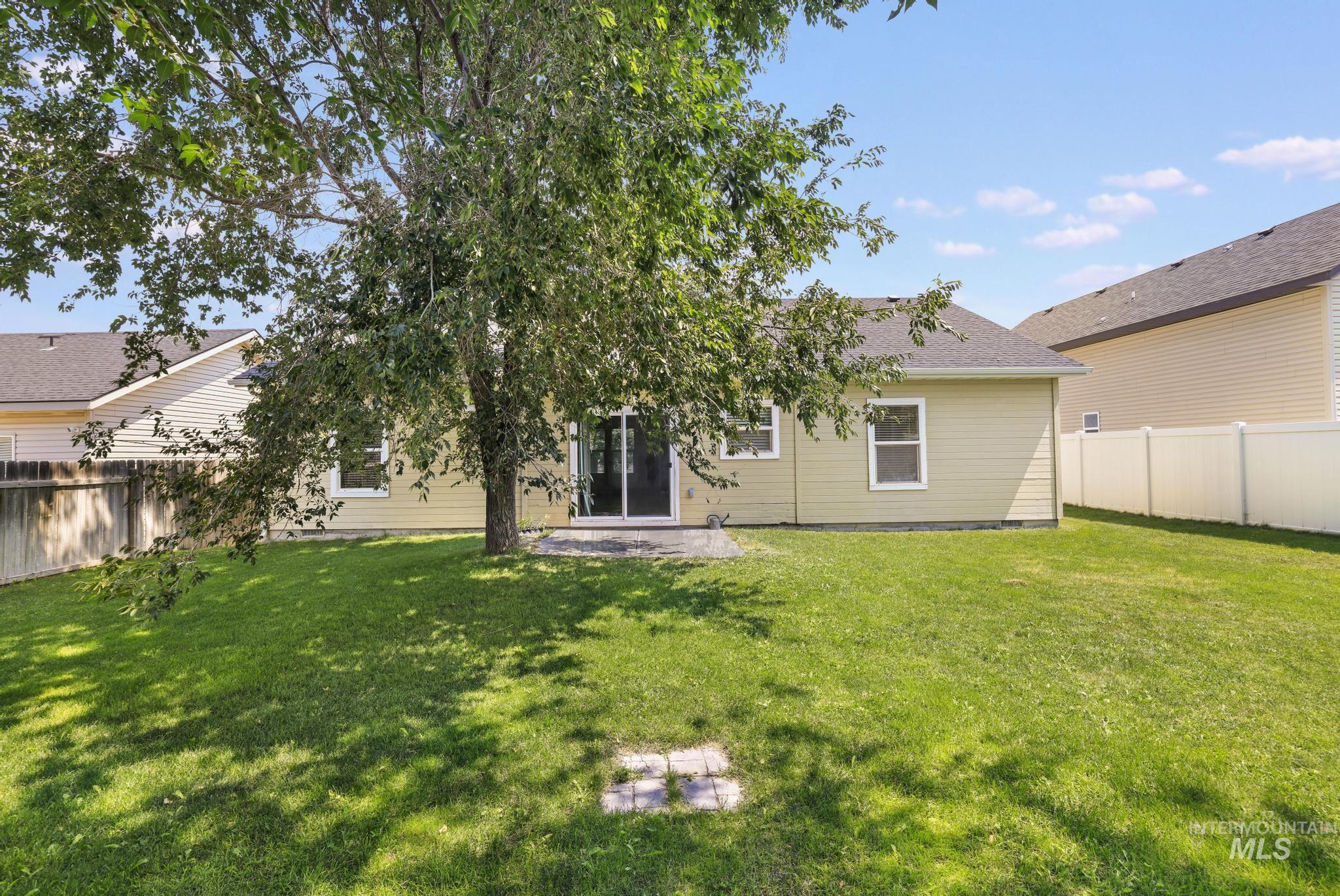 786 Parkwood Dr., Twin Falls, Idaho 83301, 4 Bedrooms, 2 Bathrooms, Residential For Sale, Price $359,900,MLS 98997028