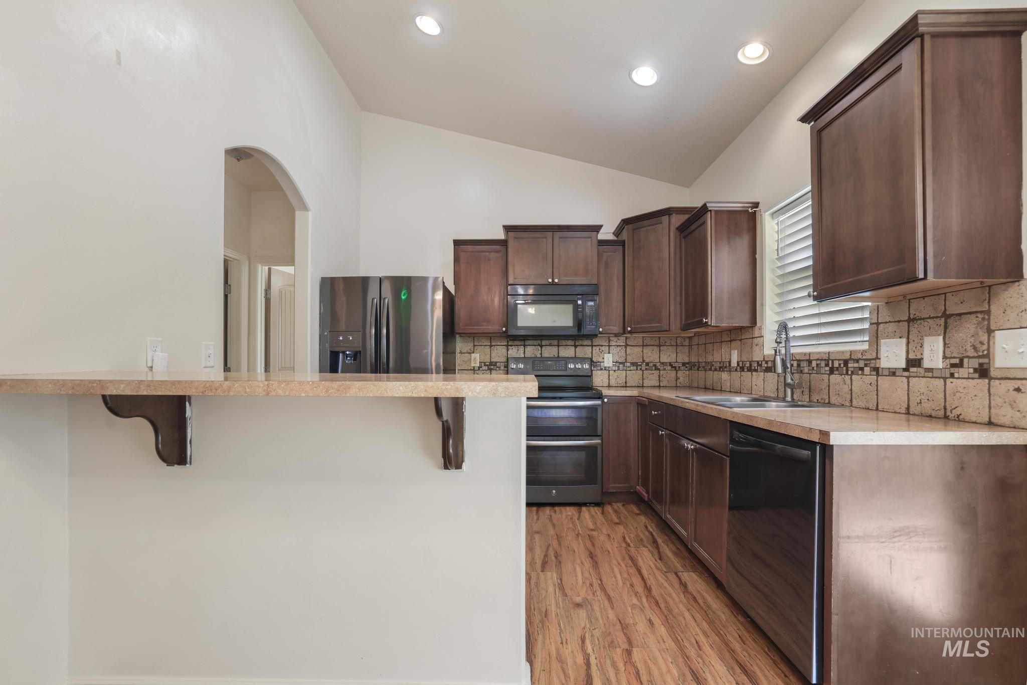 786 Parkwood Dr., Twin Falls, Idaho 83301, 4 Bedrooms, 2 Bathrooms, Residential For Sale, Price $359,900,MLS 98997028