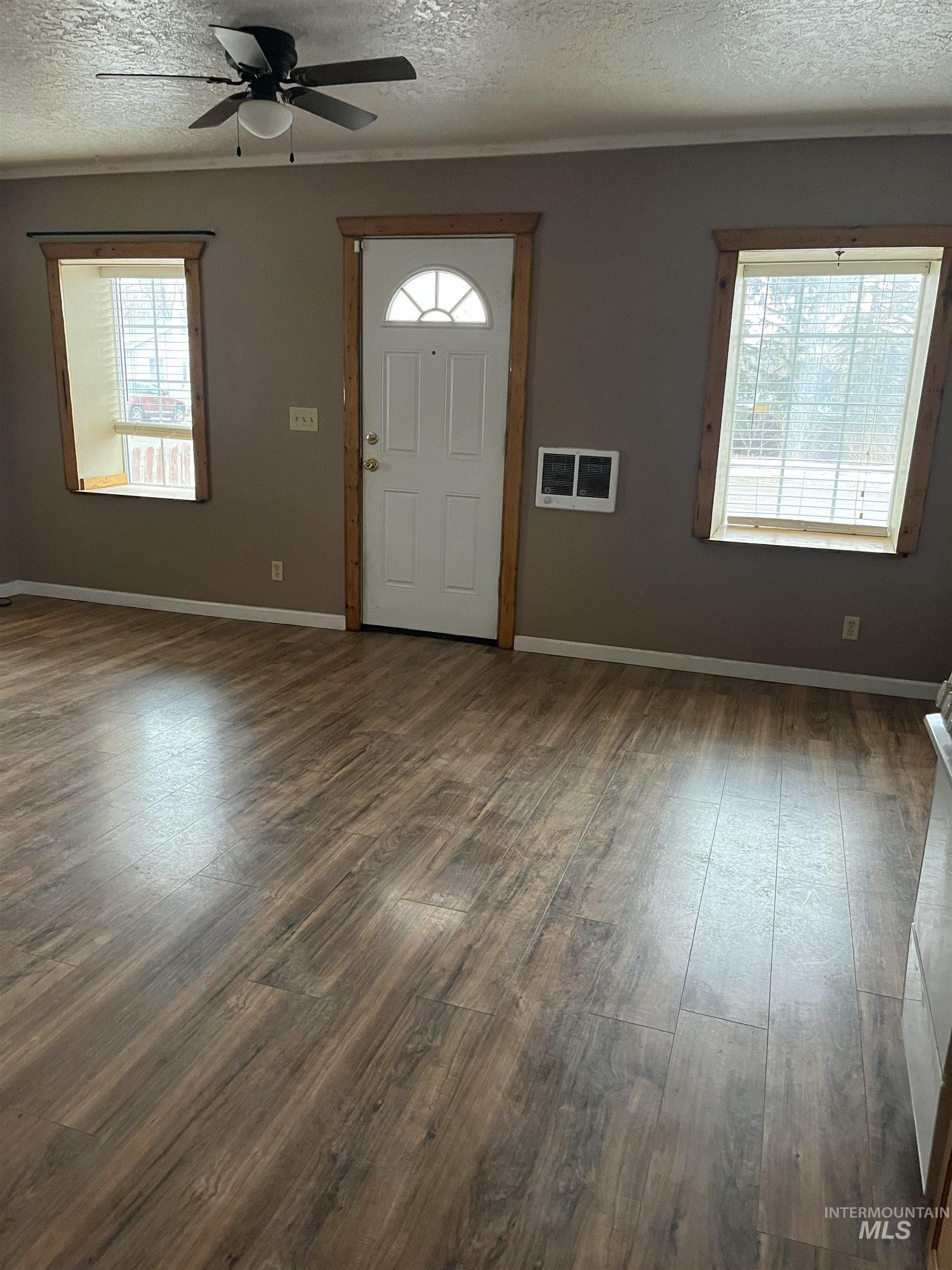 216 7th Ave W, Jerome, Idaho 83338, 1 Bedroom, 1 Bathroom, Residential For Sale, Price $215,000,MLS 98997030