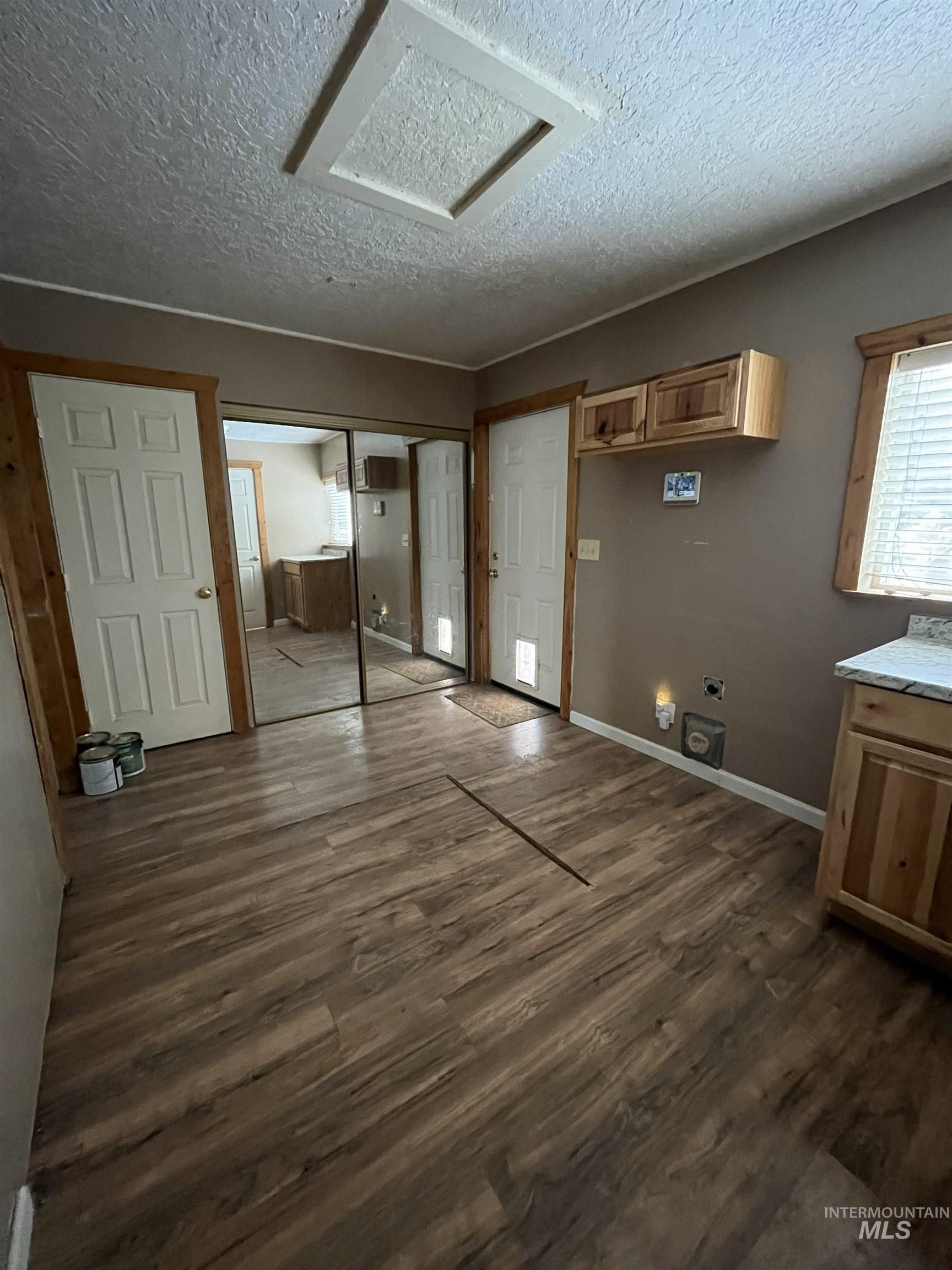 216 7th Ave W, Jerome, Idaho 83338, 1 Bedroom, 1 Bathroom, Residential For Sale, Price $215,000,MLS 98997030