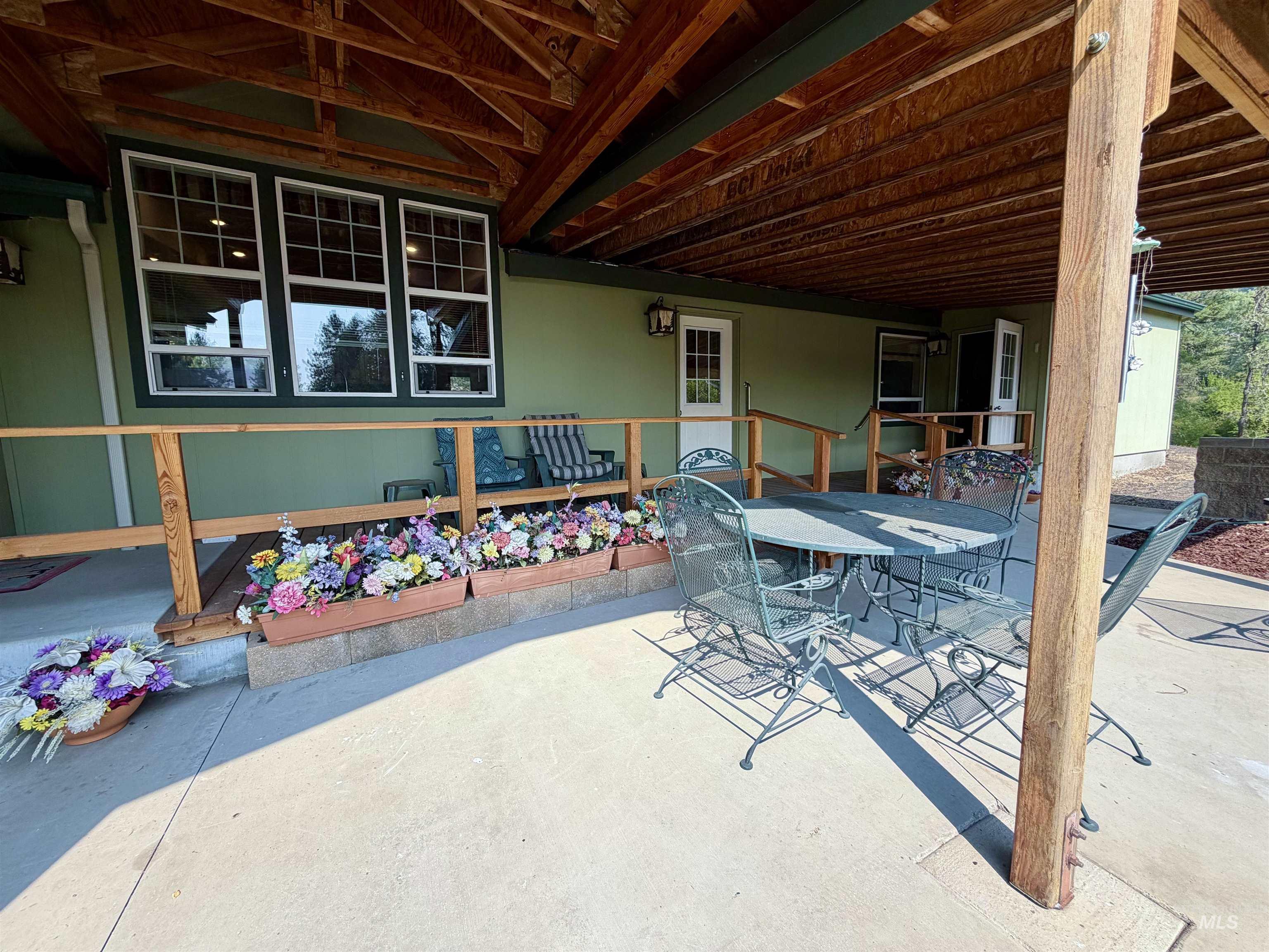 254 Larradon Drive, Kamiah, Idaho 83536, 3 Bedrooms, 2 Bathrooms, Residential For Sale, Price $535,000,MLS 98997031