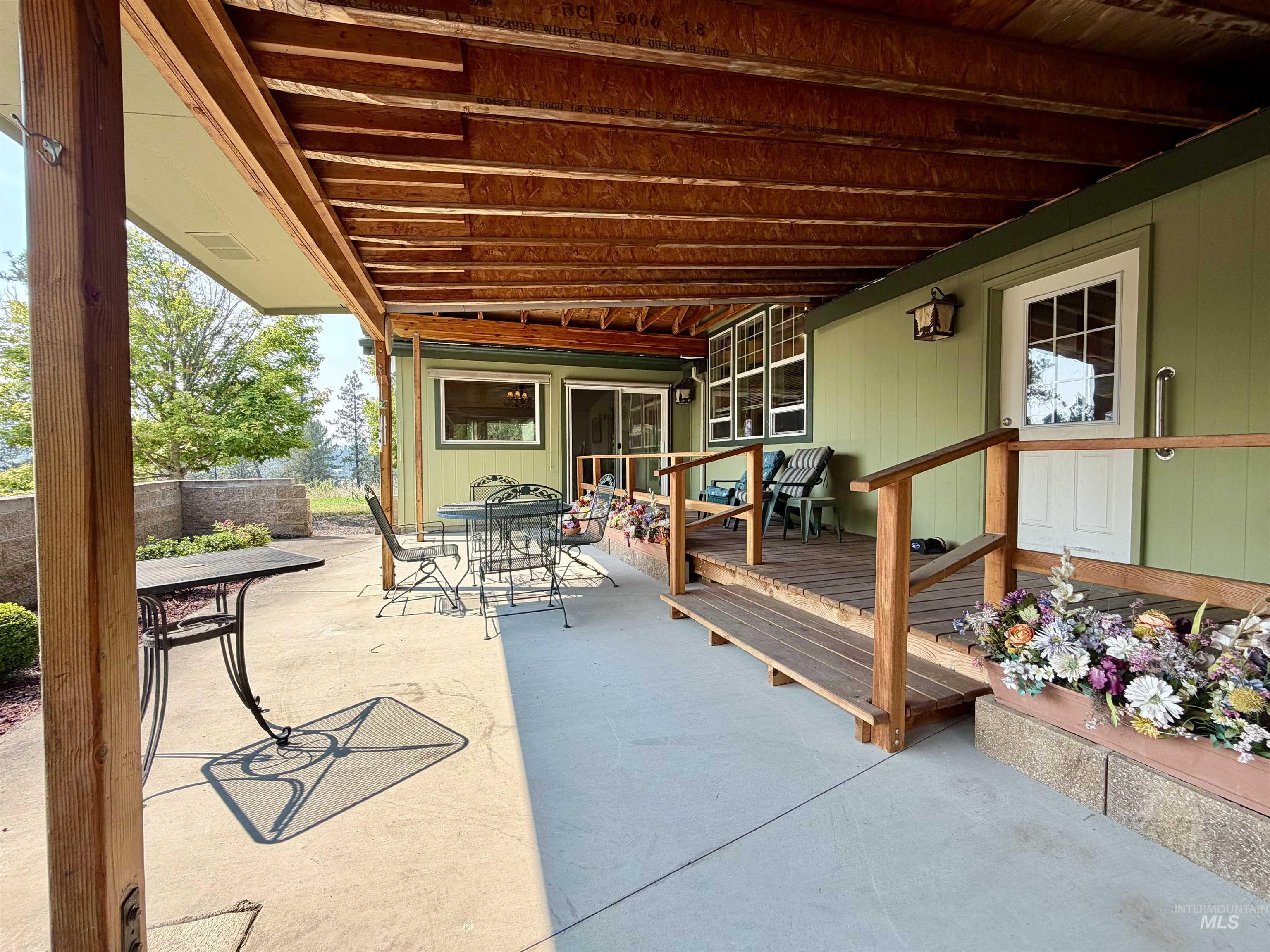 254 Larradon Drive, Kamiah, Idaho 83536, 3 Bedrooms, 2 Bathrooms, Residential For Sale, Price $535,000,MLS 98997031