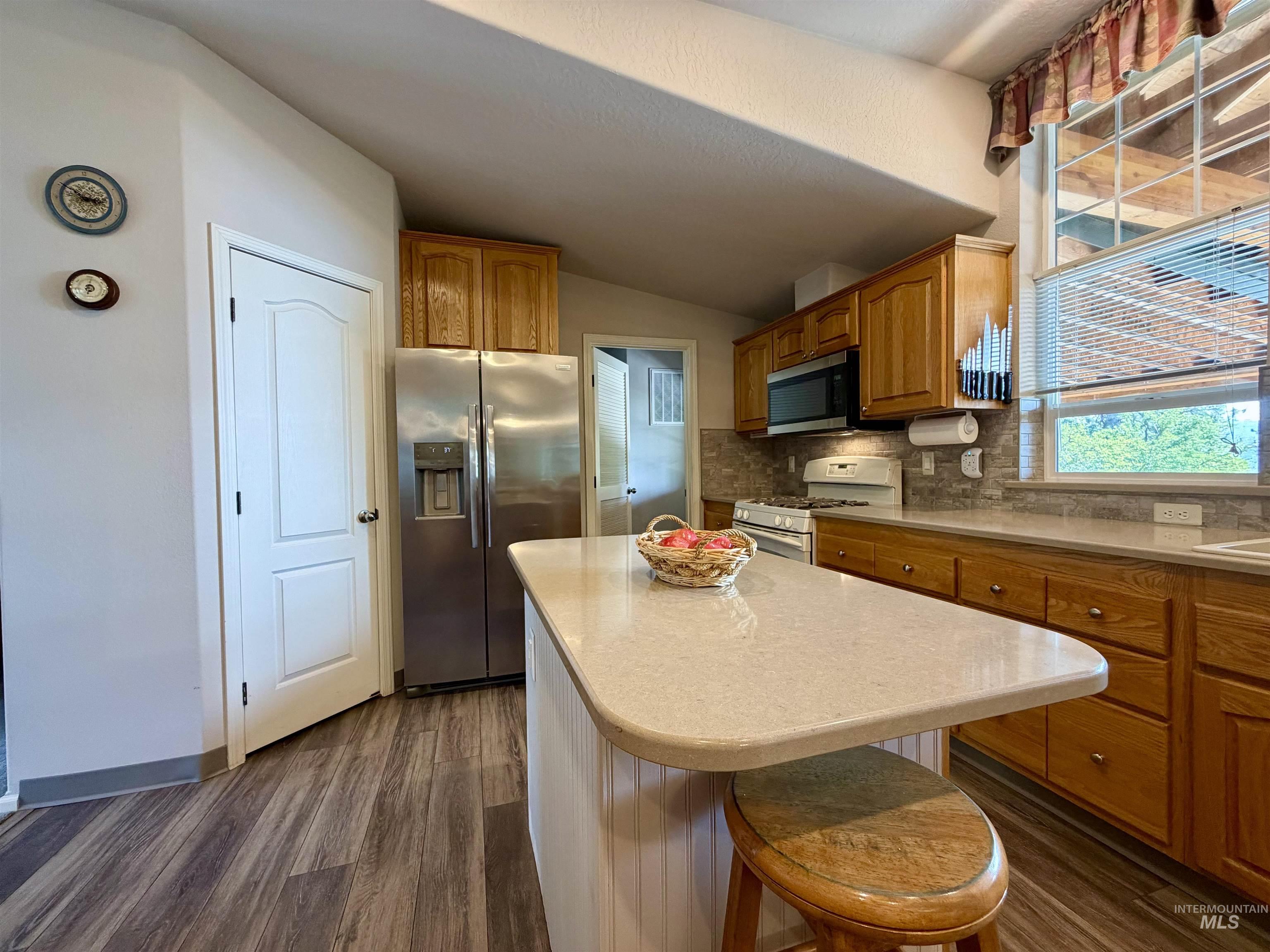 254 Larradon Drive, Kamiah, Idaho 83536, 3 Bedrooms, 2 Bathrooms, Residential For Sale, Price $535,000,MLS 98997031