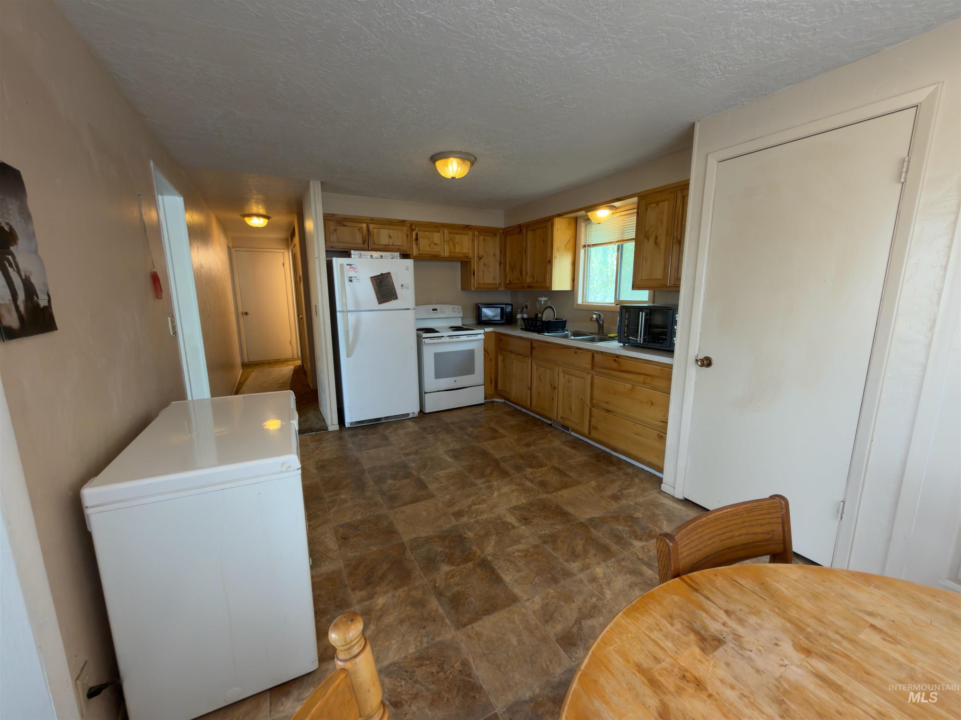785 H St, Heyburn, Idaho 83336, 3 Bedrooms, 1 Bathroom, Residential For Sale, Price $254,000,MLS 98997032