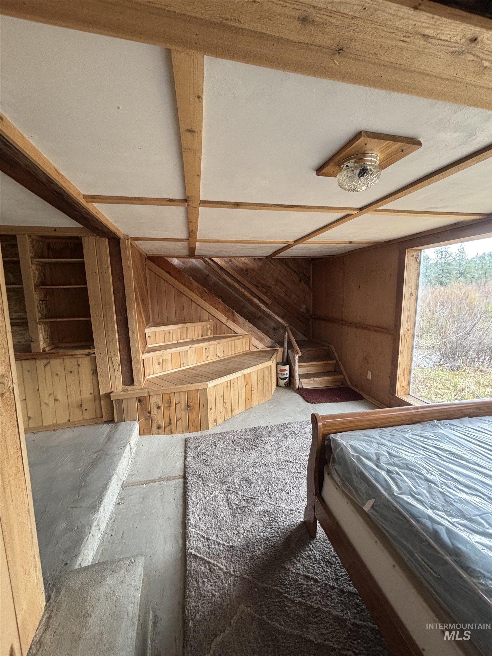29 McIntyre Gulch Rd, Idaho City, Idaho 83631, 2 Bedrooms, 2.5 Bathrooms, Residential For Sale, Price $629,000,MLS 98997036