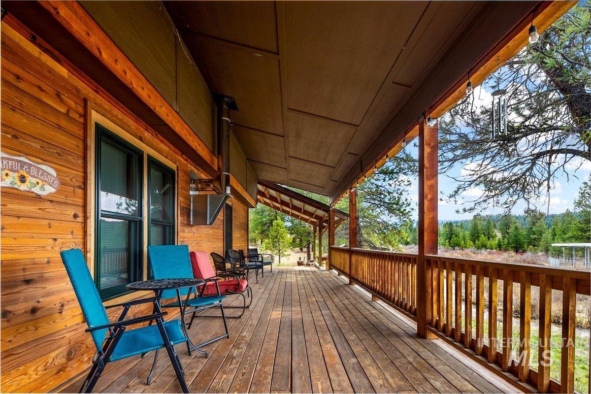 29 McIntyre Gulch Rd, Idaho City, Idaho 83631, 2 Bedrooms, 2.5 Bathrooms, Residential For Sale, Price $629,000,MLS 98997036