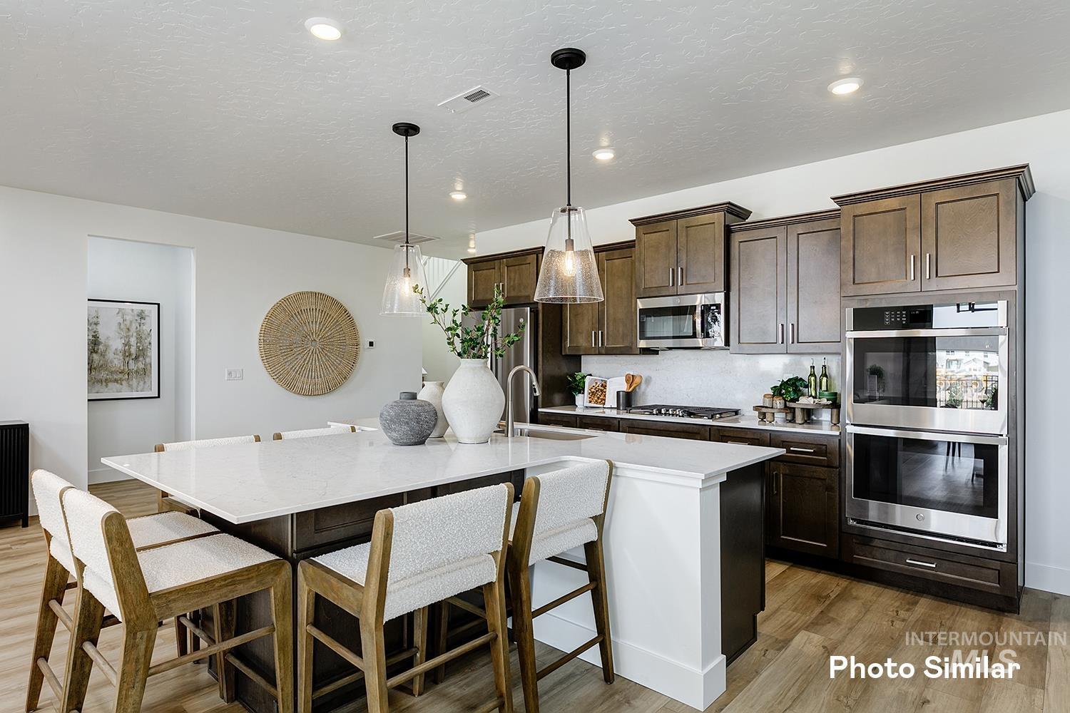 7071 N N Waverly Lavon Way, Meridian, Idaho 83646, 4 Bedrooms, 3 Bathrooms, Residential For Sale, Price $559,900, 98997038
