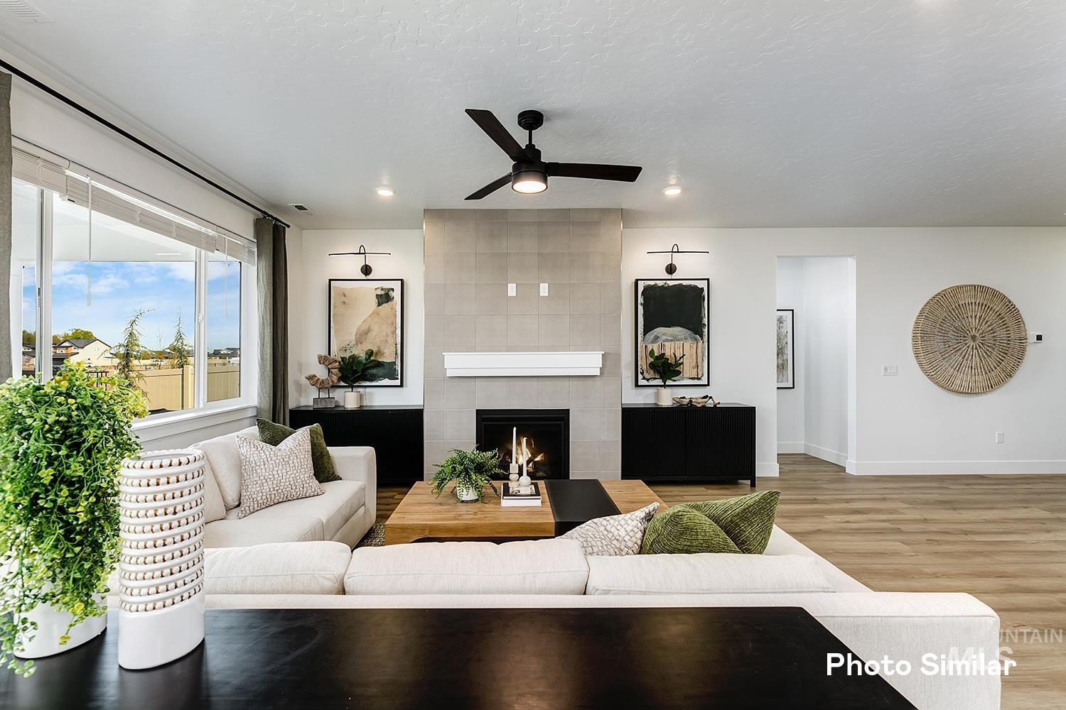 7071 N N Waverly Lavon Way, Meridian, Idaho 83646, 4 Bedrooms, 3 Bathrooms, Residential For Sale, Price $559,900, 98997038