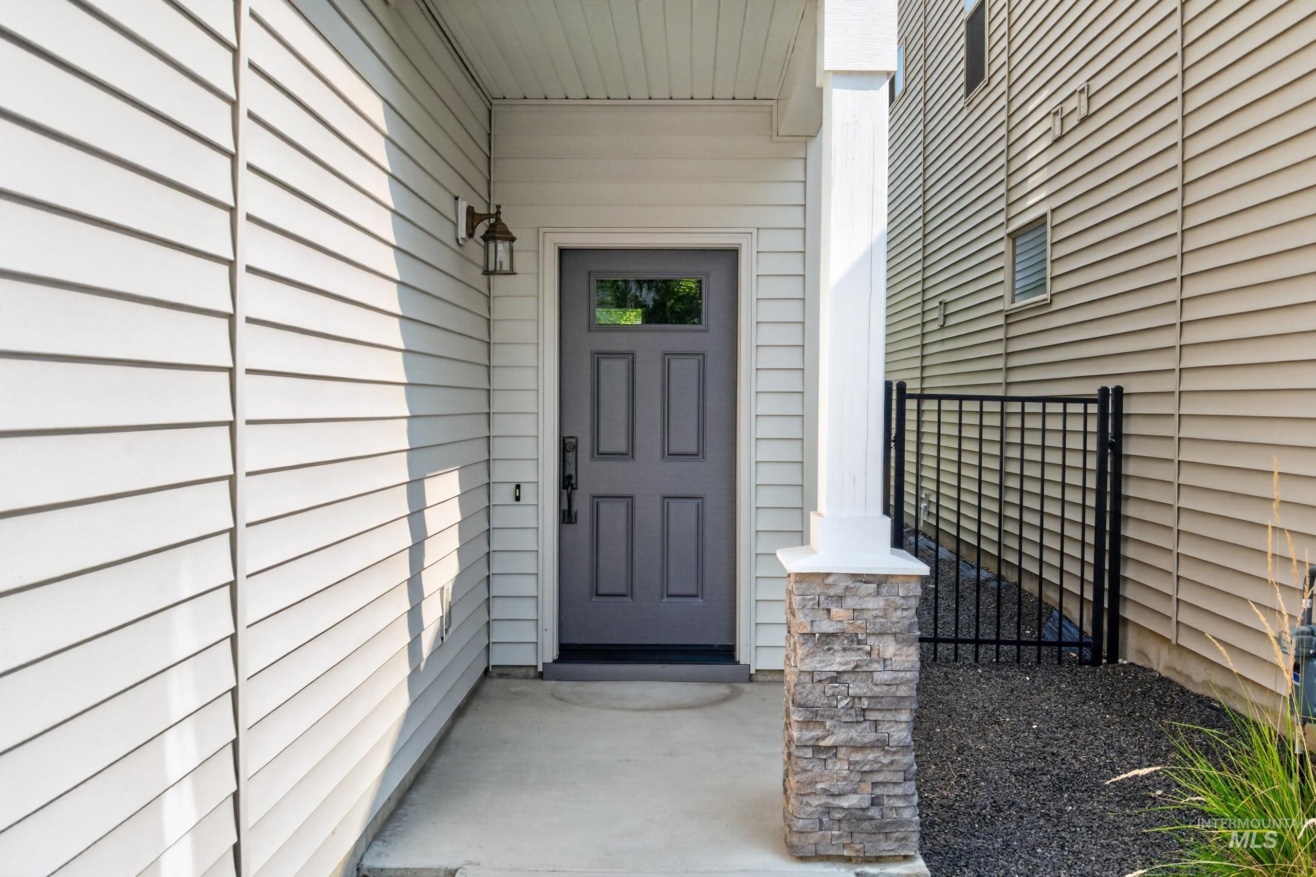 2126 E Sharptail St, Meridian, Idaho 83646, 4 Bedrooms, 2.5 Bathrooms, Residential For Sale, Price $450,000,MLS 98997044