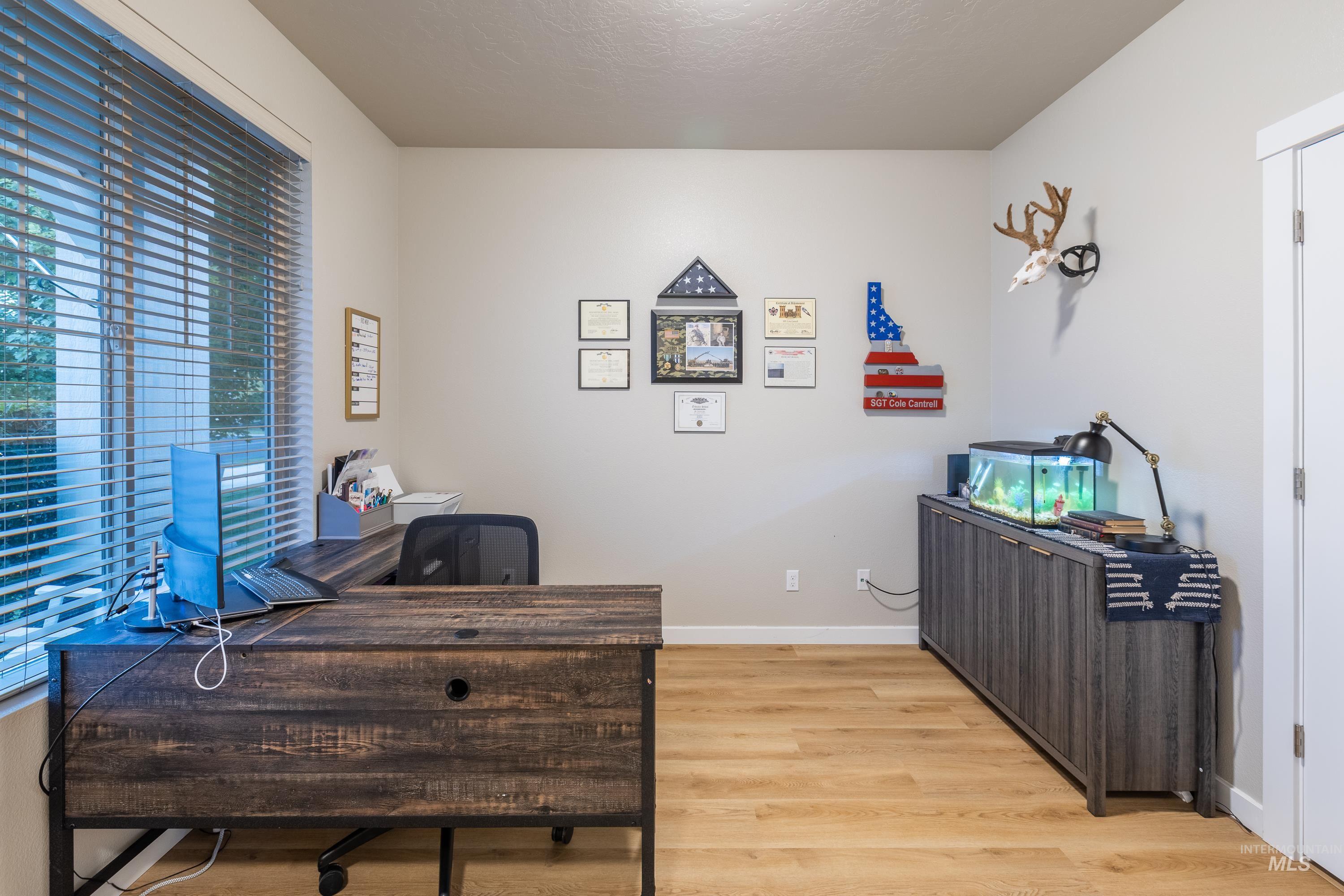 15623 Bridgeton Ave., Caldwell, Idaho 83607, 5 Bedrooms, 2.5 Bathrooms, Residential For Sale, Price $535,000,MLS 98997047