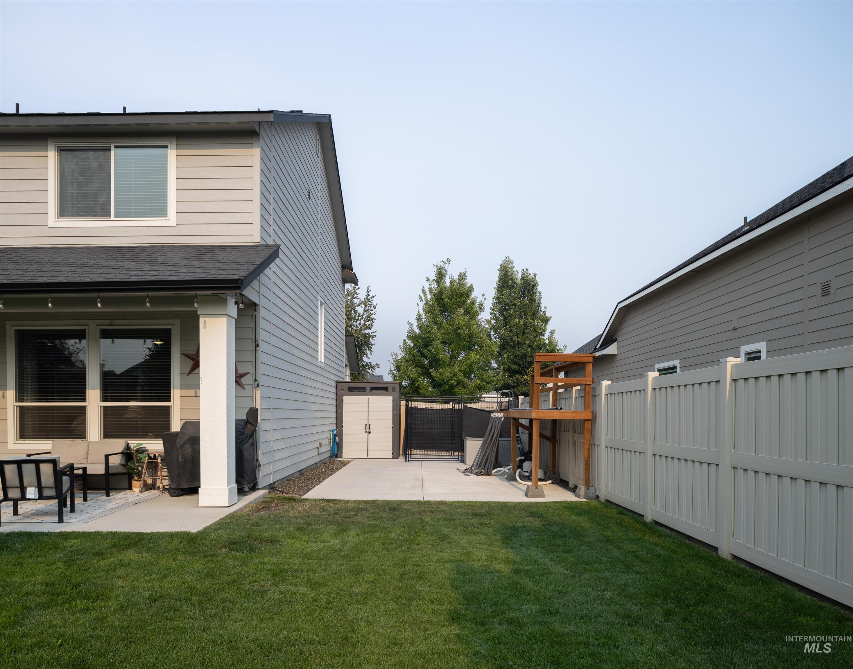 15623 Bridgeton Ave., Caldwell, Idaho 83607, 5 Bedrooms, 2.5 Bathrooms, Residential For Sale, Price $535,000,MLS 98997047